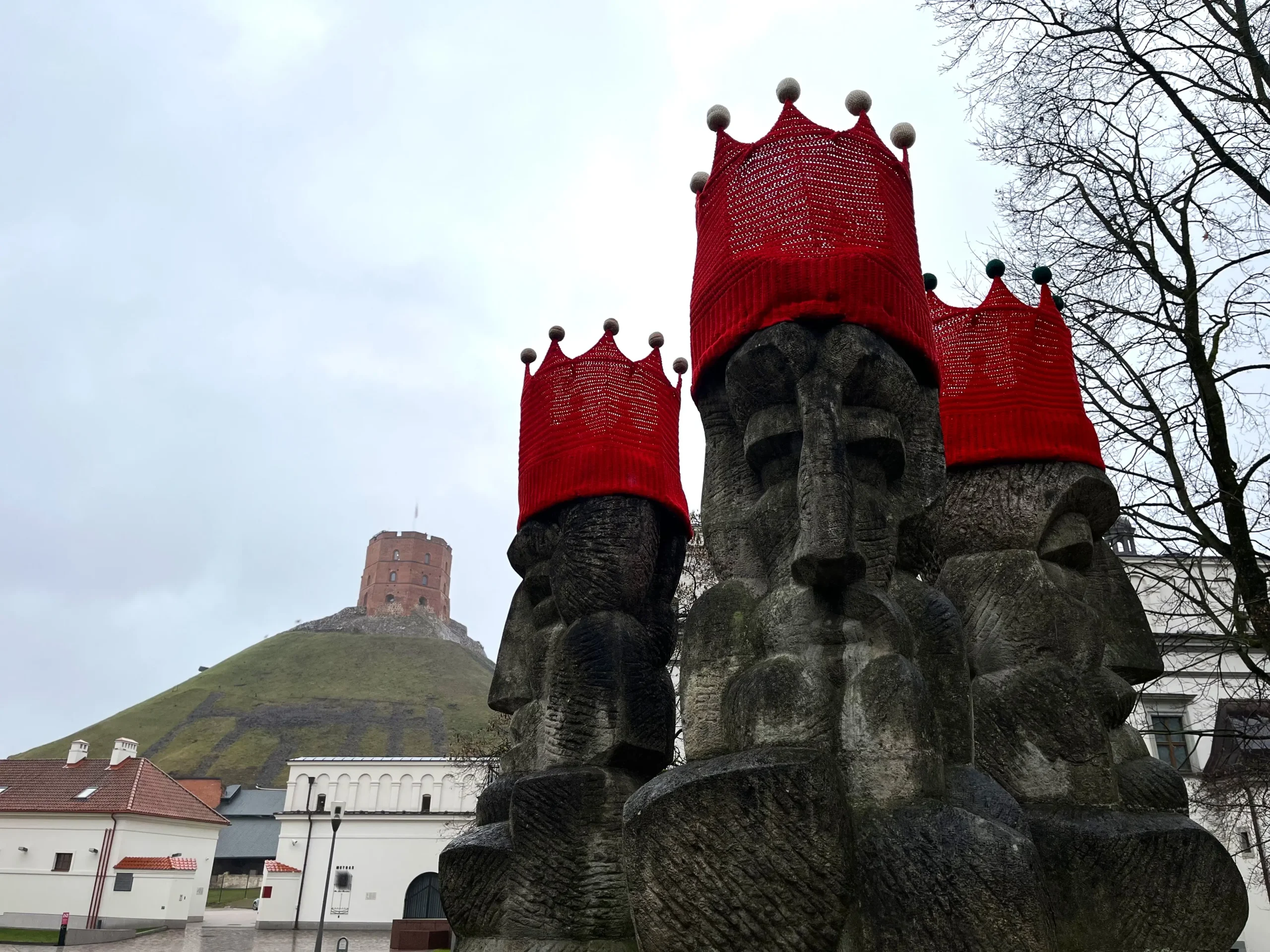 Litva, Latvija, Riga, Vilnius, Vecrīg, Kuća crnih glava, crkve svetog Petra Riga, Art Nouveau District, Rimmi, Muzej okupacije i borbe za slobodu, Užupis, dvorac Trakai, Kuršių nerija, Kaunas, Kryžių kalnas, Palangu, Druskininkai, Muzej žrtava genocida, Lukiškės, Litva vodič, Latvija vodič, Lithuania, Latvia, Riga, Vilnius, Vecrīg, House of Black Heads, Church of St. Peter Riga, Art Nouveau District, Rimmi, Museum of Occupation and Freedom Struggle, Užupis, Trakai Castle, Kuršių nerija, Kaunas, Kryžių kalnas, Palangu, Druskininkai, Museum genocide victims, Lukiškės, Lithuania guide, Latvia guide,