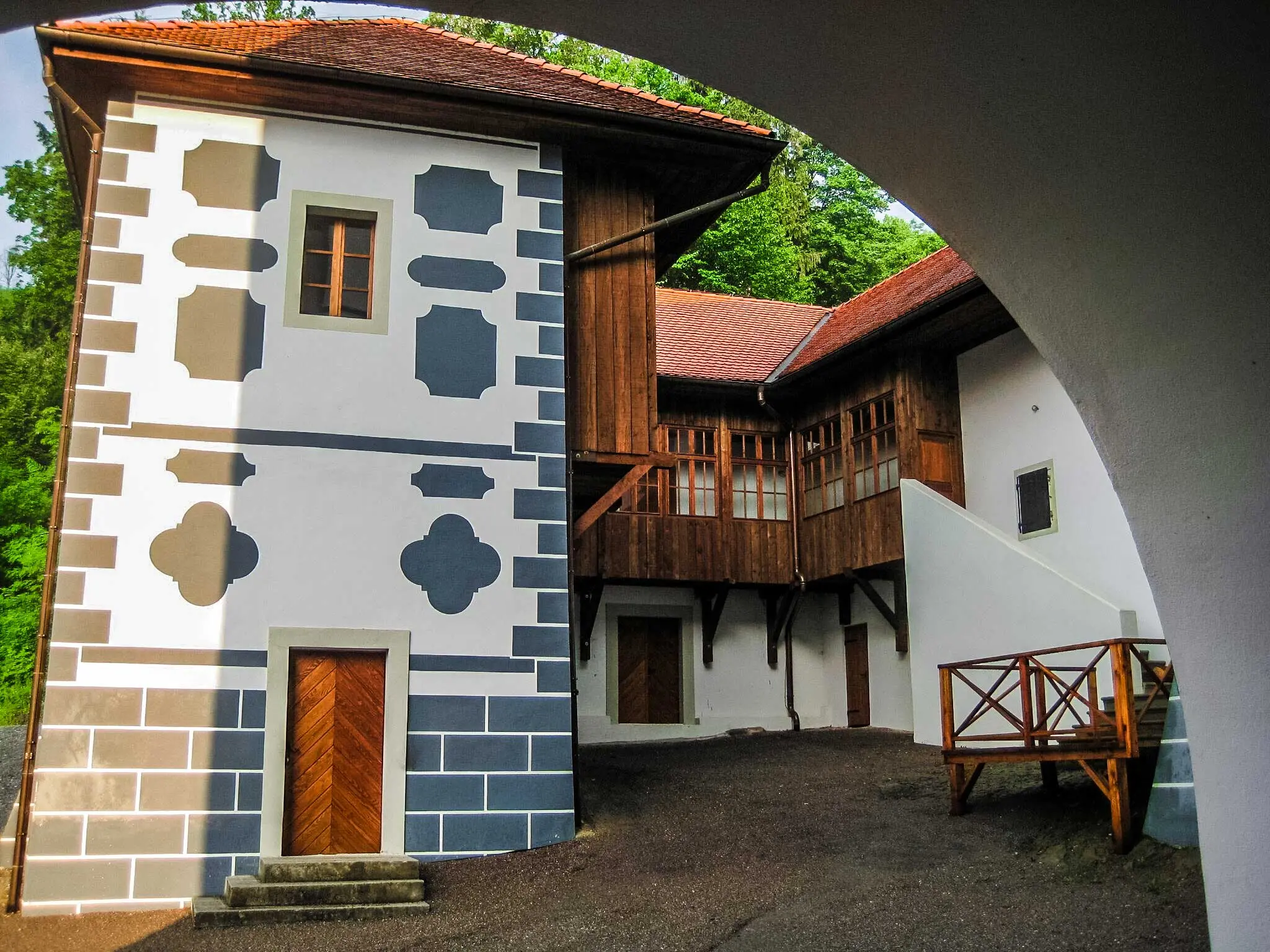 Rogatec, Dvorac Strmol, Hum na Sutli, Jakob Strmolski, Cerklje na Gorenjskem, Muzej na otvorenom Rogatec, rijeka Sutla, Dvorec Strmol Rogatec, Dvorac Strmol Rogatec, Grad Strmol, dvorac Rogatec,Rogatec, Strmol Castle, Hum na Sutla, Jakob Strmolski, Cerklje na Gorenjskem, Rogatec Open Air Museum, Sutla River, Strmol Castle Rogatec, Strmol Castle Rogatec, Strmol Town, Rogatec Castle,