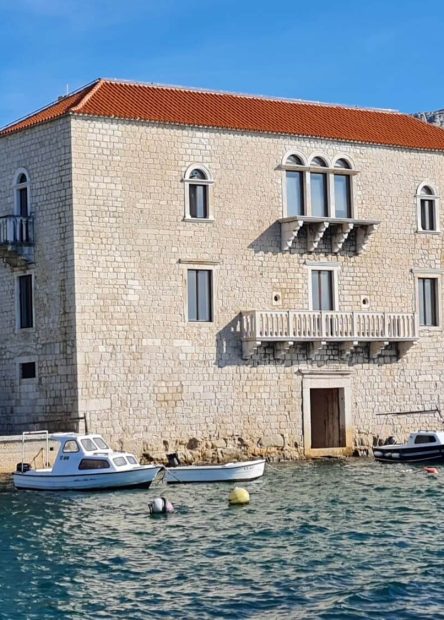 Vitturi Castle, Kaštel Lukšić, Kastel Luksic, Jerolim Vitturi, Nikola Vitturi, Trogir, Dalmatia, largest preserved Renaissance fortress, Renaissance fortress, Renaissance fortress, Kaštela, Kaštela City Museum, Kaštela City Tourist Board, Dvorac Vitturi, Kaštel Lukšić, Kaštel Lukšić, Jerolim Vitturi, Nikola Vitturi, Trogir, Dalmacija, najveća očuvana renesansna utvrda, renesansna utvrda, renesansna utvrda, Kaštela, Muzej grada Kaštela, Turistička zajednica grada Kaštela,