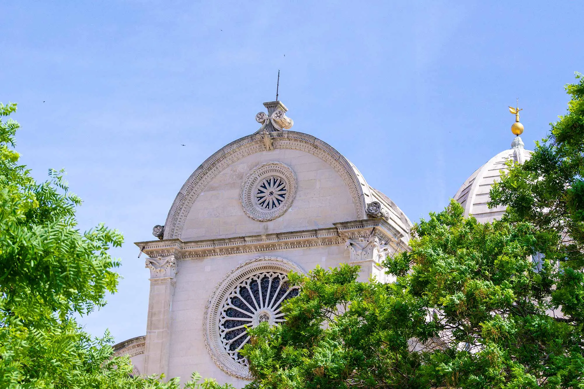 Šibenik, katedrala sv. Jakova, katedrala svetog Jakova, katedrala svetog Jakova Šibenik, šibenska katedrala, katedrala šibenik, Francesco di Giacoma, Antonio Busat, Lorenzo Pincino, Andrija Budčić, Grubiš Statčić, Juraj Dalmatinac, Nikola Firentinac, Donatella, šibenik znamenitosti, šibenik što vidjeti, šibenik što raditi,  Šibenik, Cathedral of St. James, Cathedral of St. James, Cathedral of St. James Šibenik, Šibenik Cathedral, Šibenik Cathedral, Francesco di Giacoma, Antonio Busat, Lorenzo Pincino, Andrija Budčić, Grubiš Statčić, Juraj Dalmatinac, Nikola Firentinac, Donatella, Šibenik sights, Šibenik what to see, Šibenik what to do,