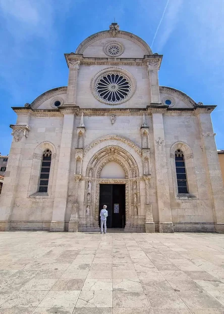 Šibenik, katedrala sv. Jakova, katedrala svetog Jakova, katedrala svetog Jakova Šibenik, šibenska katedrala, katedrala šibenik, Francesco di Giacoma, Antonio Busat, Lorenzo Pincino, Andrija Budčić, Grubiš Statčić, Juraj Dalmatinac, Nikola Firentinac, Donatella, šibenik znamenitosti, šibenik što vidjeti, šibenik što raditi,  Šibenik, Cathedral of St. James, Cathedral of St. James, Cathedral of St. James Šibenik, Šibenik Cathedral, Šibenik Cathedral, Francesco di Giacoma, Antonio Busat, Lorenzo Pincino, Andrija Budčić, Grubiš Statčić, Juraj Dalmatinac, Nikola Firentinac, Donatella, Šibenik sights, Šibenik what to see, Šibenik what to do,