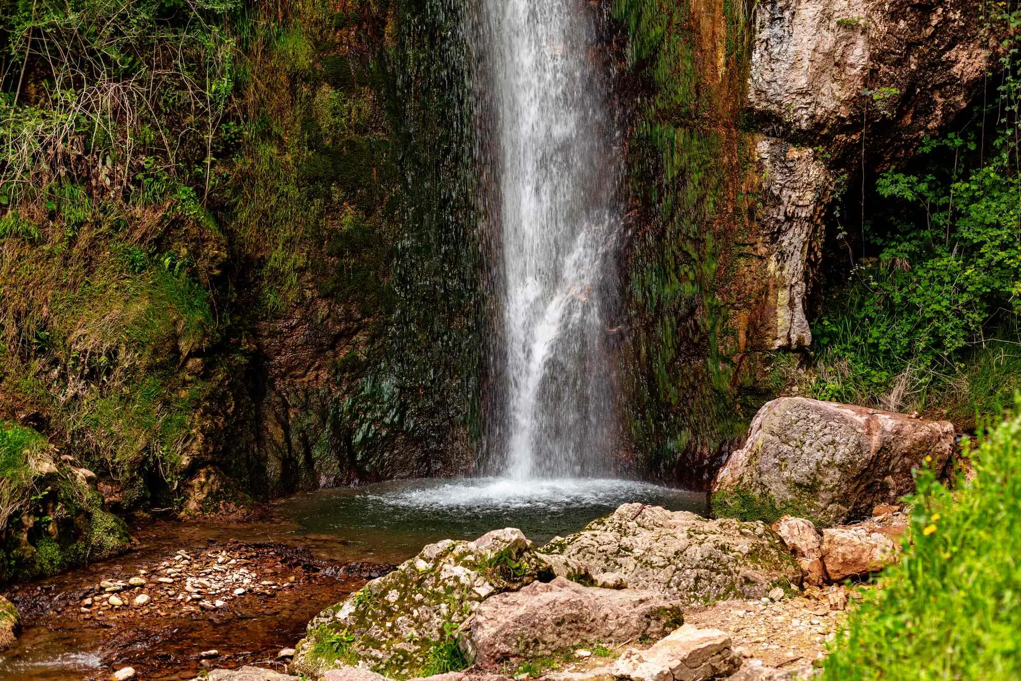 vodopadi Verde, Cascate del Verde, Abruzzo, prirodni regionalni rezervat Verde, vodopad Verde, najviši prirodni vodopad u Apeninima, najviši prirodni vodopad Italija, najviši vodopad u Italiji, italija vodopadi, najljepši vodopadi u italiji, Borrello, rijeka Sangro, dolina rijeke Sangro, WWF oaza, WWF, prirodni rezervat italija, Verde waterfalls, Cascate del Verde, Abruzzo, Verde regional nature reserve, Verde waterfall, highest natural waterfall in the Apennines, highest natural waterfall Italy, highest waterfall in Italy, Italy waterfalls, most beautiful waterfalls in Italy, Borrello, Sangro river, Sangro river valley, WWF oasis, WWF, nature reserve Italy,