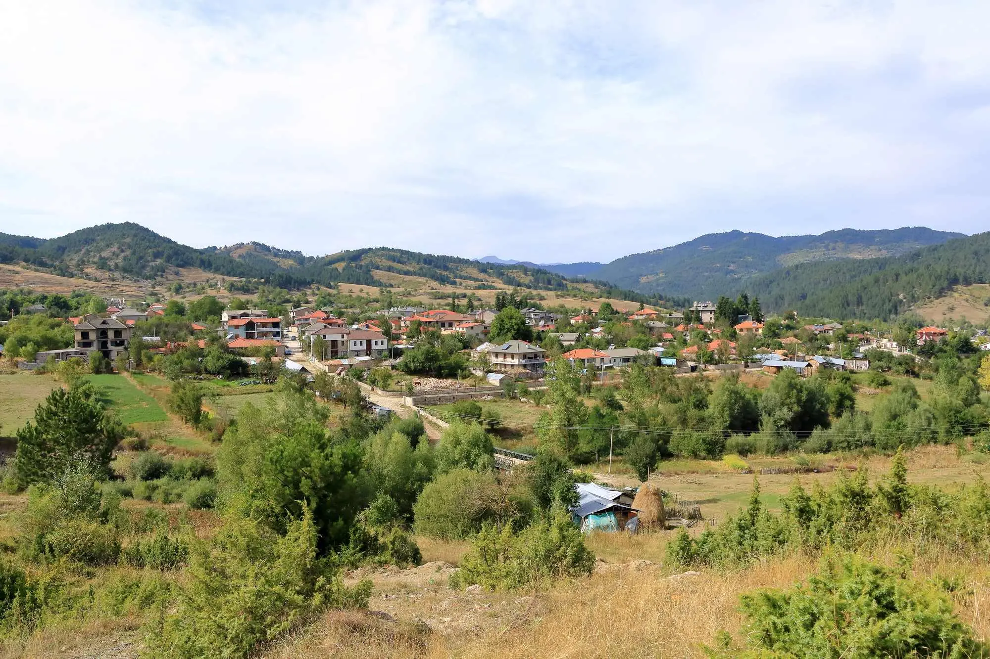 Voskopoja, Moskopolje, Albanija, Dardha, David Selenica, braća Zografi, Korča, Korce, crkva svetog Nikole, crkva svetog Atanazija, manastir svetog Prodhroma, lakror, Voskopoja albania, zanimljive destinacije albanija, mjesta za istraživanje u albaniji, albanska sela, zanimljiva mjesta u albaniji, sela u albaniji, što vidjeti u albaniji,Voskopoja, Moskopolje, Albania, Dardha, David Selenica, Zografi brothers, Korča, Korce, church of St. Nicholas, church of St. Athanasius, monastery of St. Prodhrom, lakror, Voskopoja albania, interesting destinations albania, places to explore in albania, albanian villages, interesting places in albania, villages in albania, what to see in albania