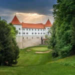 Slovenija, dvorci Posavja, Posavje, dvorac Brežice, grad Brežice, dvorac Sevnica, dvorac Rajhenburg, dvorac Posreda, dvorac Bizeljsko, dvorac Mokrice, dvorac Mokrice povijest, dvorac Mokrice hotel, dvorac Mokrice restoran, dvorac Mokrice golf, dvorac Mokrice što vidjeti, dvorac Mokrice atrakcije, dvorac Mokrice wikipedija, obitelj von Gagern, Terme Čatež,  Slovenia, Posavja castles, Posavje, Brežice castle, Brežice city, Sevnica castle, Rajhenburg castle, Posreda castle, Bizeljsko castle, Mokrice castle, Mokrice castle history, Mokrice castle hotel, Mokrice castle restaurant, Mokrice castle golf, Mokrice castle what to see, Mokrice castle attractions, Mokrice castle wikipedia, von Gagern family, Terme Čatež,