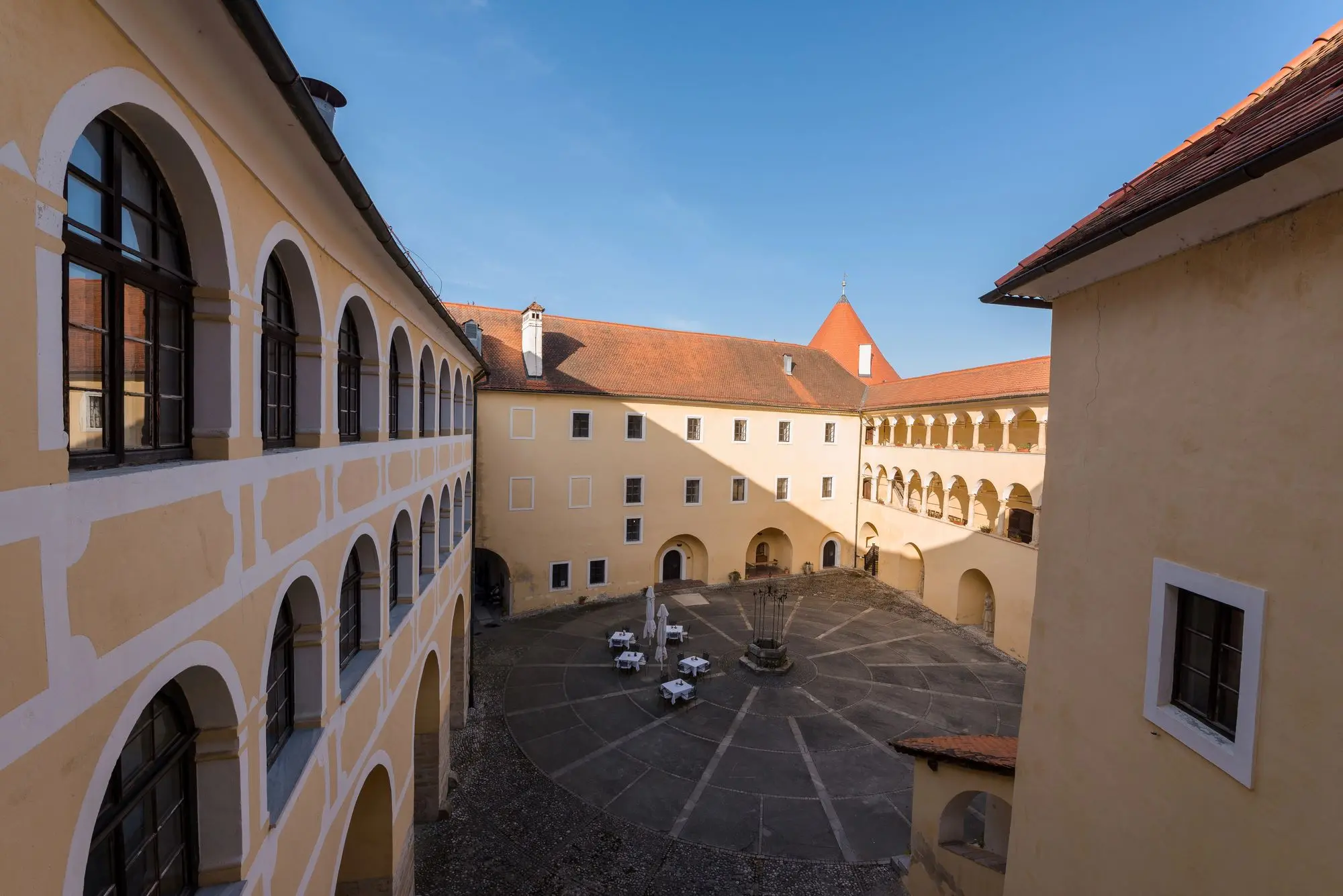 Slovenija, dvorci Posavja, Posavje, dvorac Brežice, grad Brežice, dvorac Sevnica, dvorac Rajhenburg, dvorac Posreda, dvorac Bizeljsko, dvorac Mokrice, dvorac Mokrice povijest, dvorac Mokrice hotel, dvorac Mokrice restoran, dvorac Mokrice golf, dvorac Mokrice što vidjeti, dvorac Mokrice atrakcije, dvorac Mokrice wikipedija, obitelj von Gagern, Terme Čatež, Slovenia, Posavja castles, Posavje, Brežice castle, Brežice city, Sevnica castle, Rajhenburg castle, Posreda castle, Bizeljsko castle, Mokrice castle, Mokrice castle history, Mokrice castle hotel, Mokrice castle restaurant, Mokrice castle golf, Mokrice castle what to see, Mokrice castle attractions, Mokrice castle wikipedia, von Gagern family, Terme Čatež,