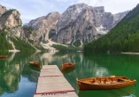 Italija, jezera u italiji, talijanska jezera, skrivena jezera, skriveni dragulji italija, talijanska jezera koja vrijedi posjetiti, jezero Trasimeno, jezero Braies, Castiglione del Lago, Passignano sul Trasimeno, Maggiore, Minore, Polvese, Dolomiti, najfotogeničnije talijansko jezero, najfotogeničnija talijanska jezera, jezero Bracciano, Lazio, dvorac Orsini-Odescalchi, jezero Orta, Pijemont, otok San Giulio, Orta San Giulio, Južni Tirol, jezero Dobbiaco,  Italy, lakes in Italy, Italian lakes, hidden lakes, hidden gems of Italy, Italian lakes worth visiting, Lake Trasimeno, Lake Braies, Castiglione del Lago, Passignano sul Trasimeno, Maggiore, Minore, Polvese, Dolomites, most photogenic Italian lake, most photogenic Italian lakes, Lake Bracciano, Lazio, Orsini-Odescalchi Castle, Lake Orta, Piedmont, San Giulio Island, Orta San Giulio, South Tyrol, Lake Dobbiaco,