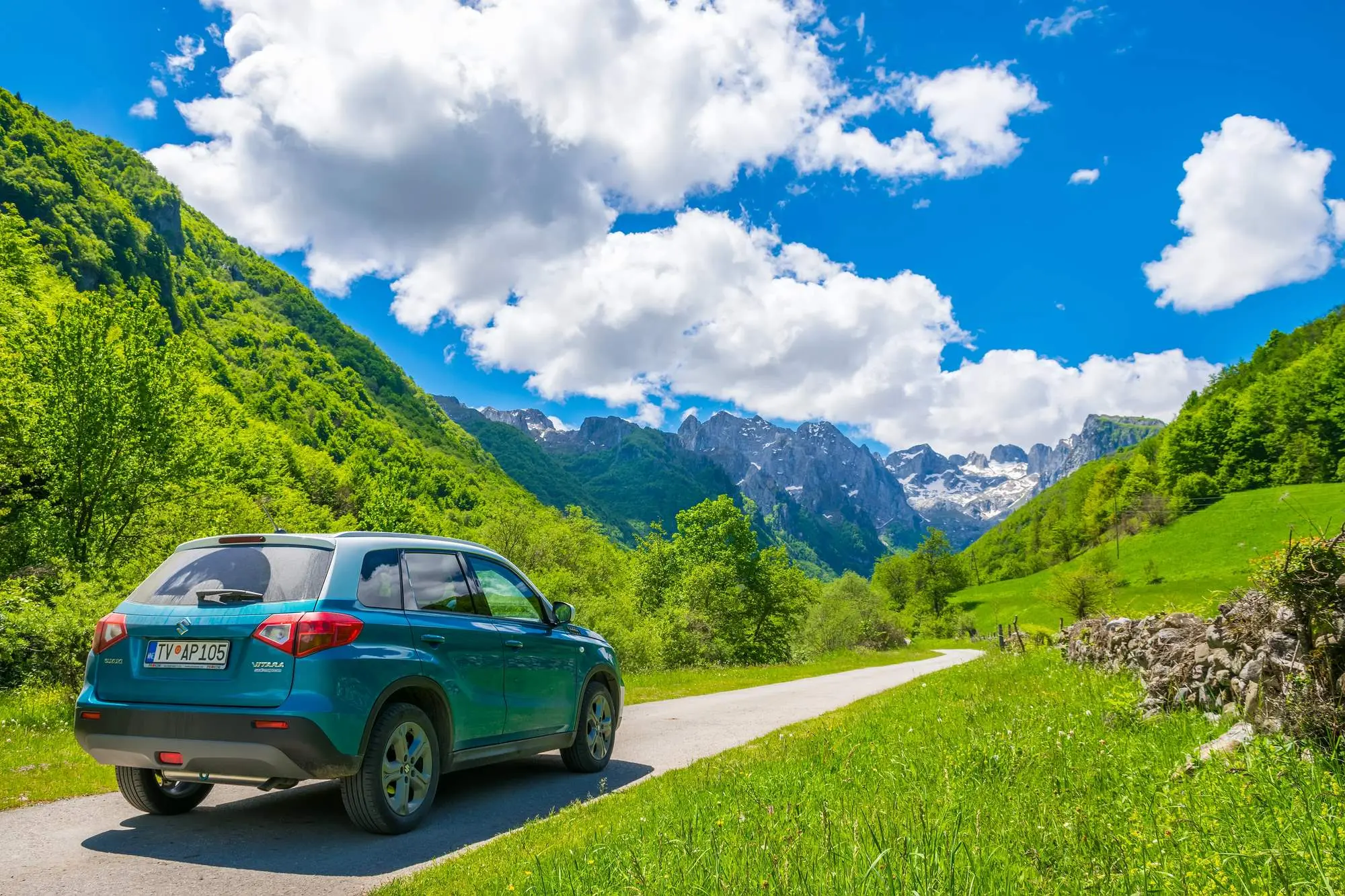 Prokletije, Crna Gora, Albanija, najsuroviji planinski lanac, Dinarske Alpe, Dinarsko gorje, najviši vrh Prokletija, Maja Jezercë, Zla Kolata, najviši vrh Crne Gore, Dobra Kolata,  Maja e Rosit, Gjeravica, najviši vrh Kosova, Plavsko jezero, jezero Plav,Hridsko jezero, Biser Prokletija, Buni i Jezerce, Valbona, rijeka Valbona, Lima, rijeka Lima, Cijevna, rijeka Cijevna, albanski Grand Canyon, vodopad Grlje, Gusinje, vodopad Theth, planinarska staza Balkana, najpoznatija planinarska staza, Via Dinarica, Nacionalni park Prokletije, Nacionalni park Valbona, Albanske Alpe, kanjon rijeke Cijevne,  Prokletije, Montenegro, Albania, the harshest mountain range, the Dinaric Alps, the Dinaric Highlands, the highest peak of Prokletije, Maja Jezercë, Zla Kolata, the highest peak of Montenegro, Dobra Kolata, Maja e Rosit, Gjeravica, the highest peak of Kosovo, Lake Plav, Lake Plav, Lake Hridsko, Biser Prokletija, Buni and Jezerce, Valbona, Valbona River, Lima, Lima River, Cijevna, Cijevna River, Albanian Grand Canyon, Grlje waterfall, Gusinje, Theth waterfall, Balkan hiking trail, the most famous hiking trail, Via Dinarica, Prokletije National Park, Valbona National Park, Albanian Alps, Cijevna River Canyon,