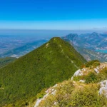 prirodni balkon Tirane, Albanija, Dajti, Nacionalni park Dajti, Maja e Tujanit, Maja e Dajtit, Dajti Express, jezero Bovilla, jezero Bovilla, najveći izvor pitke vode Albanija, Tirana, rezervoar Bovila, nacionalni park Mount Dajt, albanski pejzaži, Kamaz, Bathore, Zall-Herr, Herraj, bar na jezeru Bovila, planina Gamti, jezero Bovila,Tirana, Dajti Express, žičara tirana, žičara albanija, žičara dajti, planina Dajti, Dajti, Albanija, Dajti toranj, restoran na vrhu Dajti, restoran Dajti, žičara Dajti Express, natural balcony of Tirana, Albania, Dajti, Dajti National Park, Maja e Tujanit, Maja e Dajtit, Dajti Express, Lake Bovilla,Albania, Lake Bovilla, largest source of drinking water Albania, Tirana, Bovilla Reservoir, Mount Dajt National Park, Albanian landscapes, Kamaz, Bathore, Zall-Herr, Herraj, Lake Bovilla bar, mountain Gamti, Bovilla lake, Tirana, Dajti Express, cable car tirana, cable car albania, cable car dajti, Dajti mountain, Dajti, Albania, Dajti Tower, restaurant at the top of the Dajti, restaurant Dajti, Dajti Express cable car,