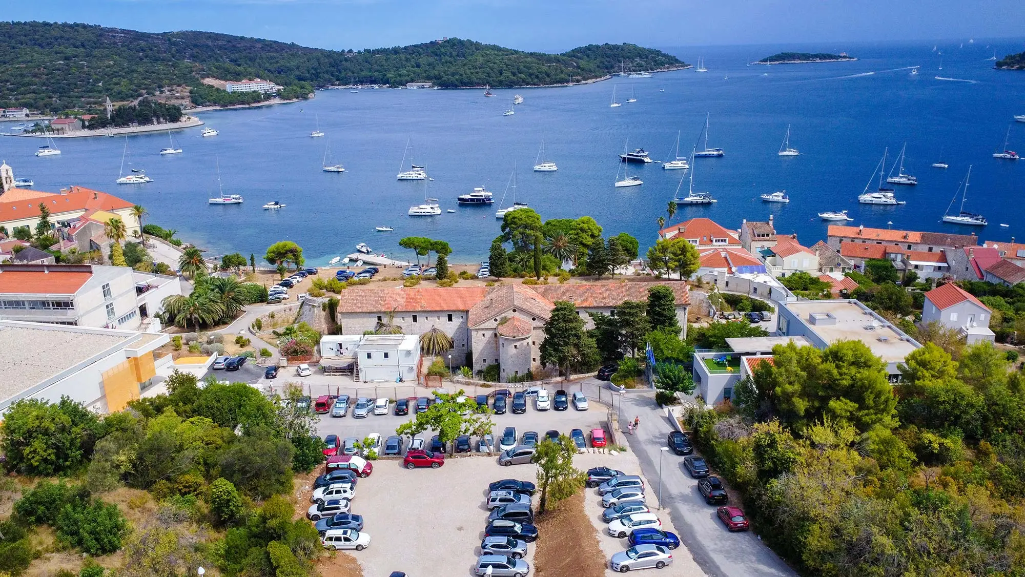 otok Sveti Andrija, Murter, otok Vis, Modra Špilja, Brusnik, Mali Lošinj, Lastovsko otočje, Lastovo, Park prirode Lastovsko otočje, Slanice, plaža Slanice, Nacionalni park Kornati, Veli Lošinj, plaža Stiniva, Trpanj, Pelješac, uvala Blace, Dugi otok, Tisno, Vrgada, Iž, island of Sveti Andrija, Murter, island of Vis, Modra Špilja, Brusnik, Mali Lošinj, Lastovo archipelago, Lastovo, Lastovo archipelago Nature Park, Slanice, Slanice beach, Kornati National Park, Veli Lošinj, Stiniva beach, Trpanj, Pelješac, Blace bay, Dugi otok, Tisno, Vrgada, Iž,