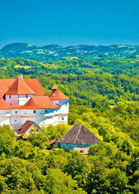 Veliki Tabor, Noć tvrđava, Noć tvrđava Veliki Tabor, Noć tvrđava u Velikom Taboru, Veronika Desinićka, Fridrih Celjski, Hrvatsko zagorje, Družbe Vitezova Zlatnog Kaleža, Dvorac Trakošćan, Trakošćan, izložba Trakošćan, događanja Veliki Tabor, što vidjeti u Hrvatskom zagorju, viteški spektakl Hrvatska, srednjovjekovne igre Hrvatska, manifestacija Noć tvrđava 2025, dvorci Hrvatskog zagorja, izlet u Veliki Tabor, radionice za djecu Hrvatsko zagorje, noćno vodstvo dvorci Hrvatska, streličarstvo i srednjovjekovne igre, legenda o Veroniki Desinić, Veliki Tabor legenda, Trakošćan izložba, Veliki Tabor, Night of the Fortresses, Night of the Fortresses Veliki Tabor, Night of the Fortresses in Veliki Tabor, Veronika Desinićka, Frederick of Celje, Croatian Zagorje, Knights of the Golden Chalice, Trakošćan Castle, Trakošćan, Trakošćan exhibition, events Veliki Tabor, what to see in Croatian Zagorje, knightly spectacle Croatia, medieval games Croatia, event Night of the Fortresses 2025, castles of Croatian Zagorje, excursion to Veliki Tabor, workshops for children Croatian Zagorje, night guided castles Croatia, archery and medieval games, legend of Veronika Desinić, Veliki Tabor legend, Trakošćan exhibition