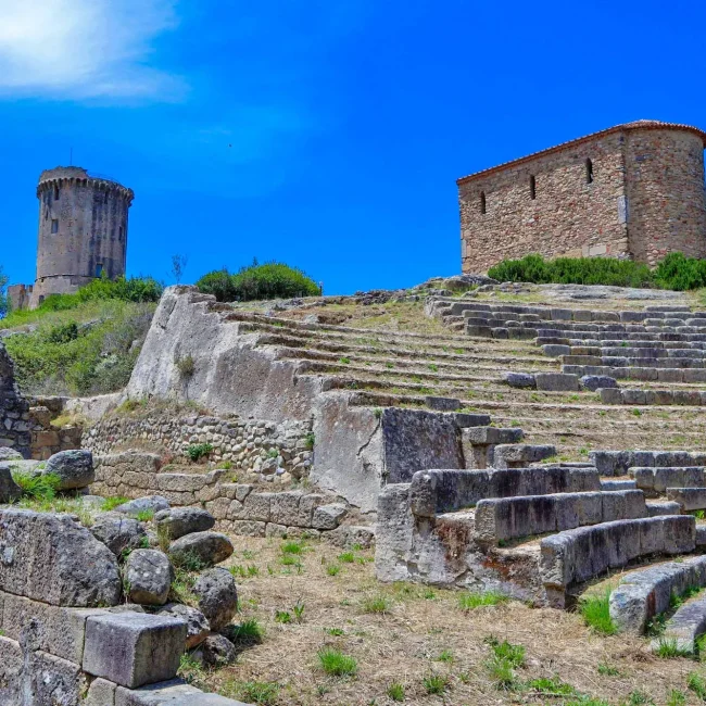 Narona, Butrint, Velia, Velia arheološki park, Velia antički grad, antički grad  Velia, Elea, Eleatska škola, Tirensko  more, Porta Rosa, filozofska kolijevka, Nacionalni park Cilento, Ascea, arheološki park Velia, Parmenid, Zenon, antički grad Italija, grčke kolonije Italija, filozofija u antici, Velika Grčka, Velia povijest, arheološka nalazišta Italija, što posjetiti u Kampaniji, UNESCO Italija, Narona, Butrint, Velia, Velia archaeological park, Velia ancient city, ancient city of Velia, Elea, Eleatic School, Tyrrhenian Sea, Porta Rosa, cradle of philosophy, Cilento National Park, Ascea, Velia archaeological park, Parmenides, Zeno, ancient city Italy, Greek colonies Italy, philosophy in antiquity, Magna Graecia, Velia history, archaeological sites Italy, what to visit in Campania, UNESCO Italy,
