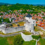 Tešanj tvrđava, Stari grad Tešanj, tvrđave u Bosni i Hercegovini, Gradina Tešanj, povijest Tešnja, srednjovjekovna tvrđava BiH, turizam Tešanj, kulturna baština BiH, tvrđava koja nije osvojena, Eugen Savojski Tešanj, muzeji u Bosni i Hercegovini, znamenitosti Bosne, Eminagića konak, Gazi Ferhad-begova džamija, Tešanj, rijeka Bosna, Tešanjska tvrđava, Gradina u Tešnju, Kapetanova kula, Dizdareva kula, Tešanj kroz stoljeća, tvrđava Tešanj, rijeka Tešanjka, kralj Stjepan Tomašević, Eugen Savojski, Tešanj fortress, Old Town Tešanj, fortresses in Bosnia and Herzegovina, Tešanj Castle, history of Tešanj, medieval fortress of Bosnia and Herzegovina, tourism Tešanj, cultural heritage of Bosnia and Herzegovina, fortress that was not conquered, Eugen of Savoy Tešanj, museums in Bosnia and Herzegovina, sights of Bosnia, Eminagića konak, Gazi Ferhad-beg's mosque, Tešanj, Bosna River, Tešanj Fortress, Castle in Tešanj, Captain's Tower, Dizdar's Tower, Tešanj through the centuries, Tešanj fortress, Tešanjka river, King Stjepan Tomašević, Eugen of Savoy,