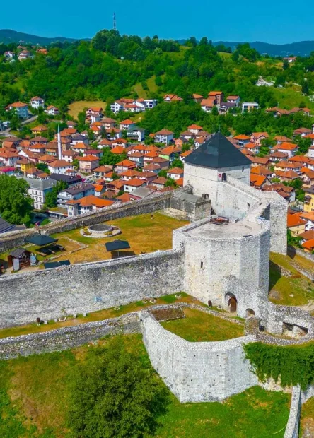 Tešanj tvrđava, Stari grad Tešanj, tvrđave u Bosni i Hercegovini, Gradina Tešanj, povijest Tešnja, srednjovjekovna tvrđava BiH, turizam Tešanj, kulturna baština BiH, tvrđava koja nije osvojena, Eugen Savojski Tešanj, muzeji u Bosni i Hercegovini, znamenitosti Bosne, Eminagića konak, Gazi Ferhad-begova džamija, Tešanj, rijeka Bosna, Tešanjska tvrđava, Gradina u Tešnju, Kapetanova kula, Dizdareva kula, Tešanj kroz stoljeća, tvrđava Tešanj, rijeka Tešanjka, kralj Stjepan Tomašević, Eugen Savojski, Tešanj fortress, Old Town Tešanj, fortresses in Bosnia and Herzegovina, Tešanj Castle, history of Tešanj, medieval fortress of Bosnia and Herzegovina, tourism Tešanj, cultural heritage of Bosnia and Herzegovina, fortress that was not conquered, Eugen of Savoy Tešanj, museums in Bosnia and Herzegovina, sights of Bosnia, Eminagića konak, Gazi Ferhad-beg's mosque, Tešanj, Bosna River, Tešanj Fortress, Castle in Tešanj, Captain's Tower, Dizdar's Tower, Tešanj through the centuries, Tešanj fortress, Tešanjka river, King Stjepan Tomašević, Eugen of Savoy,