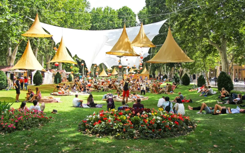 JazzHR Festival, Valhalla MUF Festival, Pizza Festival Zagreb, Festival pjenušaca i jagoda, SFeraKon 2025, Festival znanosti, Subversive Festival, Festival povijesti Kliofest, Festival alternativnog kazališnog izričaja – FAKI, Floraart, Dan grada Zagreba, Zagreb događanja, svibanj u Zagrebu, Bundek, Trg dr. Franje Tuđmana, AKC Medika, Močvara, Tvornica kulture, SEECEL Zagreb, Nacionalna i sveučilišna knjižnica, Jastrebarsko izlet, festivali u Zagrebu 2025, kulturni događaji Zagreb, koncerti Zagreb svibanj, izložbe na otvorenom, obiteljski izleti Zagreb, vikend događanja Zagreb, proljetni festivali Hrvatska, besplatni događaji Zagreb, događanja na otvorenom, festivali zagreb, zagreb svibanj, zagreb svibanj festivali, zagreb svibanj događanja, JazzHR Festival, Valhalla MUF Festival, Pizza Festival Zagreb, Champagne and Strawberry Festival, SFeraKon 2025, Science Festival, Subversive Festival, Kliofest History Festival, Festival of Alternative Theatre Expression – FAKI, Floraart, Zagreb City Day, Zagreb events, May in Zagreb, Bundek, Trg dr. Franje Tuđmana, AKC Medika, Močvara, Tvornica kulture, SEECEL Zagreb, National and University Library, Jastrebarsko excursion, festivals in Zagreb 2025, cultural events Zagreb, concerts Zagreb May, outdoor exhibitions, family outings Zagreb, weekend events Zagreb, spring festivals Croatia, free events Zagreb, outdoor events, festivals Zagreb, Zagreb May, Zagreb May festivals, Zagreb May events,