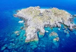 Brusnik, Brusnik izlet, Vis arhipelag,Vis, Komiža, Komiža izleti, Pijerino Ivčević, obitelj Zanki, otok Svetac, otok Brusnik, vulkanski otok, Viški arhipelag, Komiža, Jadran, endemski gušteri, putopis otok, crni otok, prirodne ljepote Dalmacije, Brusnik, Brusnik excursion, Vis archipelago, Vis, Komiža, Komiža excursions, Pijerino Ivčević, Zanki family, Svetac island, Brusnik island, volcanic island, Vis archipelago, Komiža, Adriatic, endemic lizards, travelogue island, black island, natural beauties of Dalmatia,