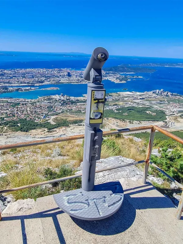 Kozjak, Mali Kozjak, Split, Solin, Split vidikovac, crkva svetog Jure Split, crkva svetog Jure Kozjak, sv Jure Kozjak, Kozjak, planina iznad Splita, crkva svetog Jure, pogled na Kaštele, planinarenje Dalmacija, izlet iz Splita, sveti Jure Kozjak, antene Kozjak, Dalmacija s visine, vrhovi Dalmacije, Kozjak, Mali Kozjak, Split, Solin, Split viewpoint, church of St. George Split, church of St. George Kozjak, St. George Kozjak, Kozjak, mountain above Split, church of St. George, view of the Castles, hiking Dalmatia, excursion from Split, St. George Kozjak, antennas Kozjak, Dalmatia from above, peaks of Dalmatia,