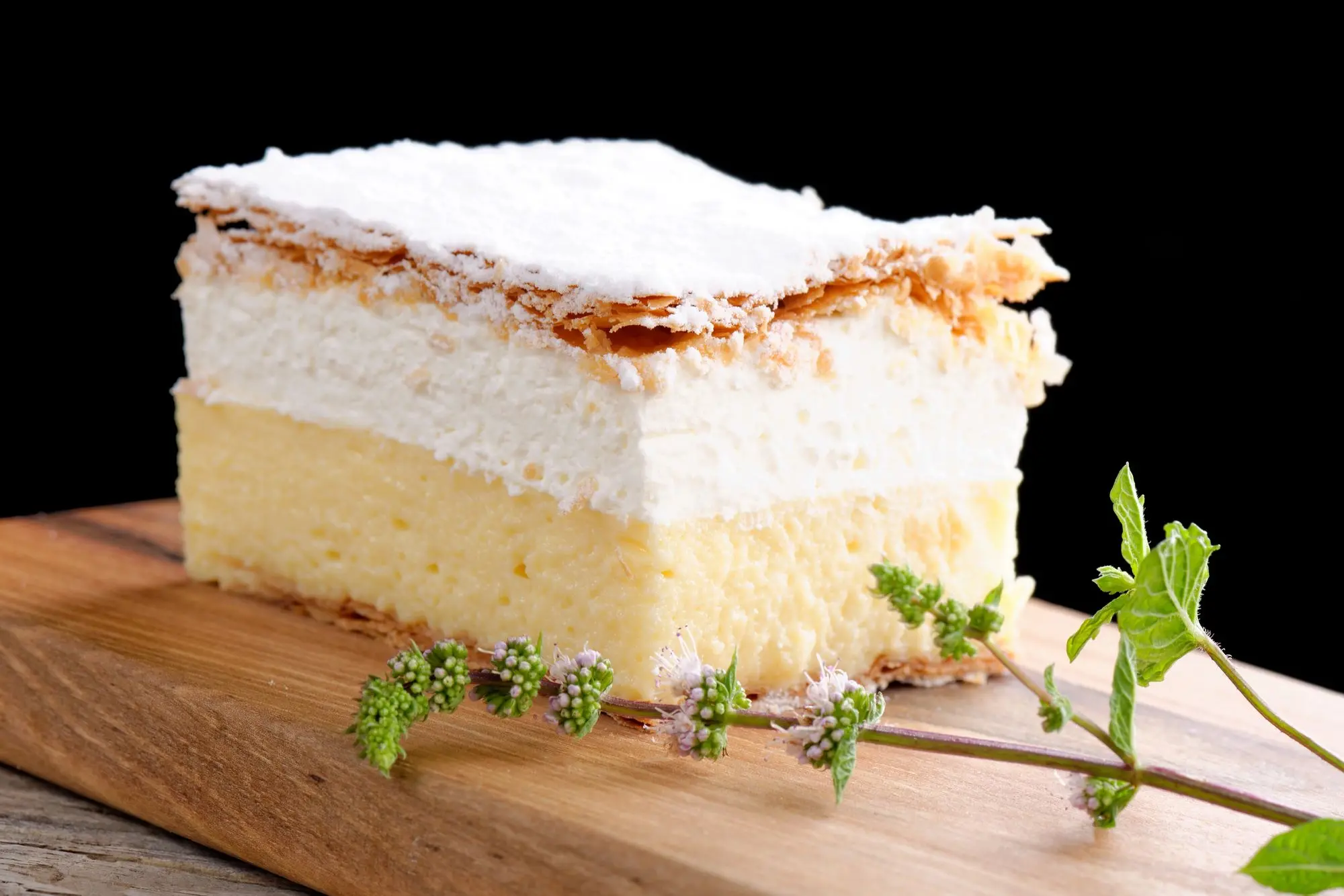 Samobora, Samoborska kremšnita, Bledska kremšnita, Hotela Park, Ištvan Lukačević, kremšnita, recept za kremšnite, samoborska kremšnita, povijest kremšnite, bledska kremšnita, mille-feuille, domaći kolači, tradicionalni recepti, krempita, slastice Balkana, Najbolji recept za kremšnite, kremšnite recept coolinarka, samoborske kremšnite recept, zagrebačke kremšnite coolinarika, lažne kremšnite, Kremšnite recept sašina kuhinja, najbolje kremsnite u zagrebu, Samobor, Samobor cream pie, Bled cream pie, Hotel Park, Ištvan Lukačević, cream pie, cream pie recipe, Samobor cream pie, history of cream pie, Bled cream pie, mille-feuille, homemade cakes, traditional recipes, cream pie, Balkan desserts, Best cream pie recipe, cream pie recipe coolinarka, Samobor cream pie recipe, Zagreb cream pie coolinarka, fake cream pie, Cream pie recipe saša kuhinja, best cream pies in zagreb