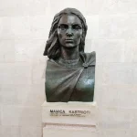 žene srednjeg vijeka, kraljice Adria regije, srednjovjekovne vladarice, žene koje su vladale, povijest Balkana, kraljice Balkana, kraljice Hrvatske, kraljice Bosne, kraljice Crne Gore, kraljice Albanije, kraljice Italije, povijest žena, vladarice srednjeg vijeka, kraljice Europe, Hema Koroška, Katarina Kosača, Jelena Gruba, Donika Arianiti, Matilda Toskanska, Marozija, kraljice i legende, Hema Koroška, Veronika Deseniška, Jelena Gruba, Katarina Kosača-Kotromanić, Marija Branković, Jelena Slavna, Jelena Lijepa, Marija Ugarska, Neda Dukljanska, Jelena Anžujska, Donika Arianiti, Voisava Tripalda, Helena Thopia, Komita Muzaka, Joana I Napuljska, Joana II Napuljska, Matilda Toskanska, Marozija, women of the Middle Ages, queens of the Adria region, medieval rulers, women who ruled, history of the Balkans, queens of the Balkans, queens of Croatia, queens of Bosnia, queens of Montenegro, queens of Albania, queens of Italy, history of women, rulers of the Middle Ages, queens of Europe, Hema Koroška, ​​Katarina Kosača, Jelena Gruba, Donika Arianiti, Matilda of Tuscany, Marozia, queens and legends, Hema Koroška, ​​Veronika Deseniška, Jelena Gruba, Katarina Kosača-Kotromanić, Marija Branković, Jelena Slavna, Jelena Lijepa, Maria Hungary, Neda Dukljanska, Jelena Anžujska, Donika Arianiti, Voisava Tripalda, Helena Thopia, Komita Muzaka, Joanna I of Naples, Joanna II of Naples, Matilda of Tuscany, Marozia,