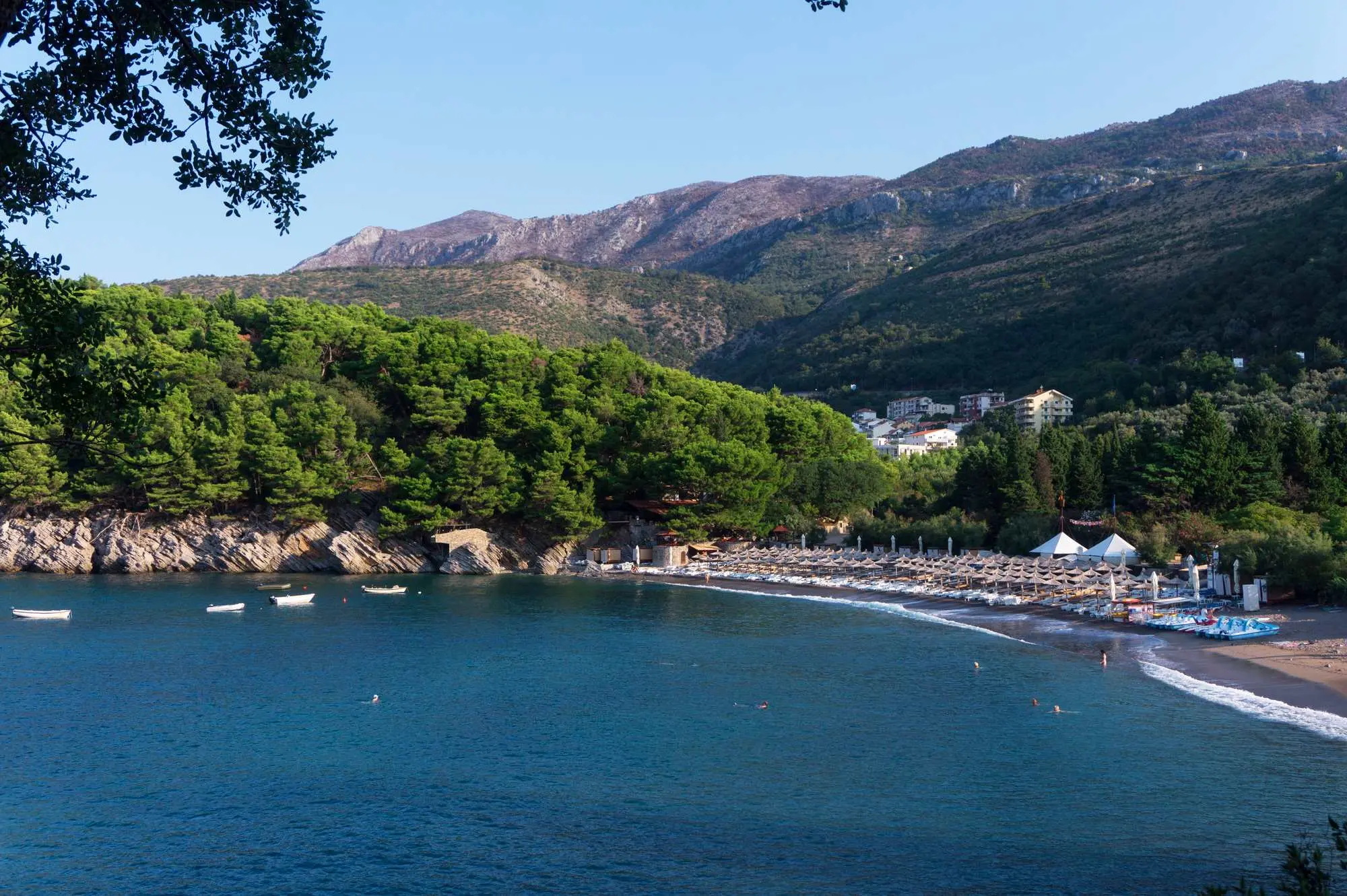 pet najljepših plaža Crne Gore, pet najljepših plaža u Crnoj Gori, plaža Mogren, Stari grad Budve, plaža Jaz, plaža Bečići, Plavi Horizonti, uvala Plavi Horizonti, plaža Plavi Horizonti, Tivat, plaža Lučice, Petrovac, plaže crna gora, najljepše plaže crna gora, ljeto 2025 crna gora, budva plaže, ulcinj velika plaža, bečići, jaz, mogren, plavi horizonti, lučice, plaže jadran,five most beautiful beaches in Montenegro, five most beautiful beaches in Montenegro, Mogren beach, Old Town Budva, Jaz beach, Bečići beach, Plavi Horizonti, Plavi Horizonti bay, Plavi Horizonti beach, Tivat, Lučice beach, Petrovac, beaches Montenegro, most beautiful beaches Montenegro, summer 2025 Montenegro, Budva beaches, Ulcinj big beach, Bečići, Jaz, Mogren, Plavi Horizonti, Lučice, beaches Adriatic,
