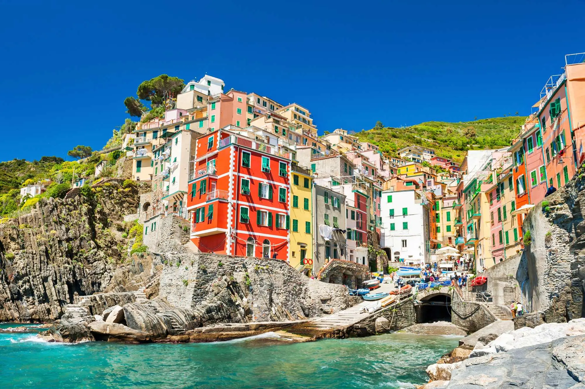 Ligursko more, Cinque Terre, Monterosso, Vernazza, Corniglia, Manarola, Riomaggiore, Sciacchetrà, Sentiero Azzurro, Ligurijska obala, Italija sela na moru, Monterosso, Vernazza, Corniglia, Manarola, Riomaggiore, UNESCO Italija, talijanska obala, zašto posjetiti Cinque Terre, cinque terre putovanje, Cinque terre putovanje toskana, Cinque terre iz zagreba, Cinque terre iskustva, Cinque terre sela, jug italije putovanja, Ligurian Sea, Cinque Terre, Monterosso, Vernazza, Corniglia, Manarola, Riomaggiore, Sciacchetrà, Sentiero Azzurro, Ligurian coast, Italy seaside villages, Monterosso, Vernazza, Corniglia, Manarola, Riomaggiore, UNESCO Italy, Italian coast, why visit Cinque Terre, cinque terre travel, Cinque terre travel tuscany, Cinque terre from Zagreb, Cinque terre experiences, Cinque terre villages, south of italy travel,