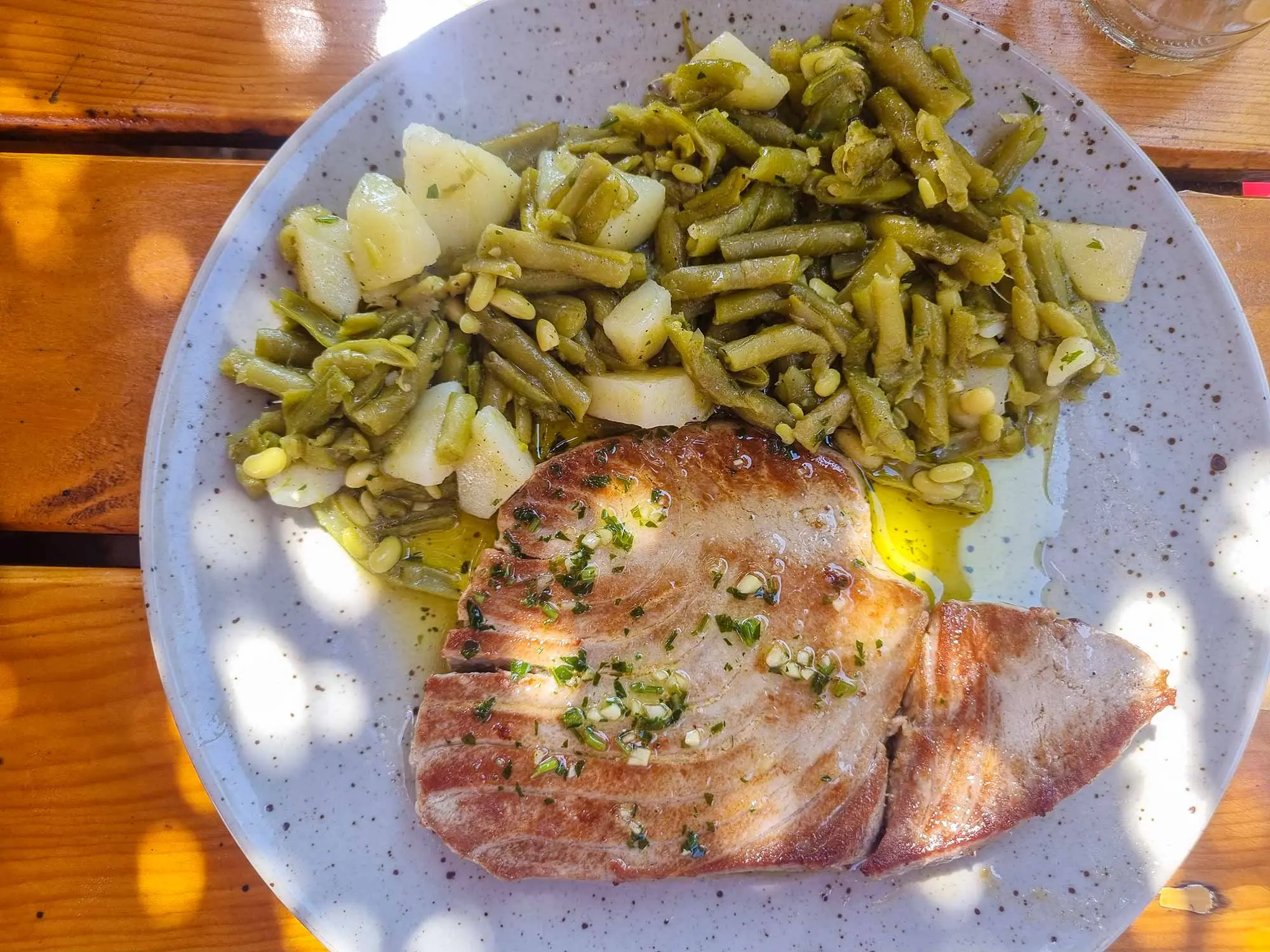 Biševo, Modra špilja, Porat plaža, Medvedina špilja, izlet iz Komiže, Komiža brod, otok Vis, sredozemna medvjedica, Eleonorin sokol, tuna steak Porat, Centar za posjetitelje Modra špilja, izlet na Biševo, Modra špilja biševo cijena, Modra špilja wikipedia, Biševo, Blue Cave, Porat beach, Bear's Cave, excursion from Komiža, Komiža boat, island of Vis, Mediterranean monk seal, Eleonora's Falcon, tuna steak Porat, Blue Cave Visitor Center, excursion to Biševo, Blue Cave biševo price, Blue Cave wikipedia,