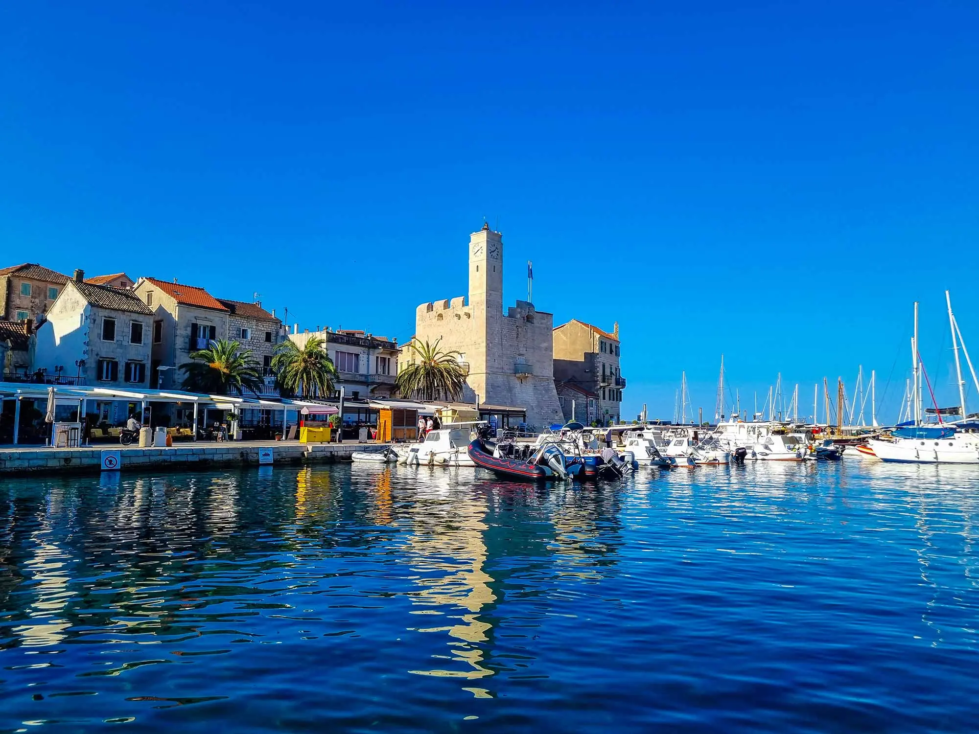 Biševo, Modra špilja, Porat plaža, Medvedina špilja, izlet iz Komiže, Komiža brod, otok Vis, sredozemna medvjedica, Eleonorin sokol, tuna steak Porat, Centar za posjetitelje Modra špilja, izlet na Biševo, Modra špilja biševo cijena, Modra špilja wikipedia, Biševo, Blue Cave, Porat beach, Bear's Cave, excursion from Komiža, Komiža boat, island of Vis, Mediterranean monk seal, Eleonora's Falcon, tuna steak Porat, Blue Cave Visitor Center, excursion to Biševo, Blue Cave biševo price, Blue Cave wikipedia,
