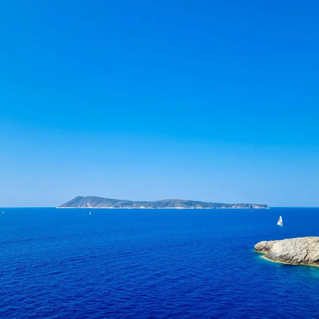 Biševo, Modra špilja, Porat plaža, Medvedina špilja, izlet iz Komiže, Komiža brod, otok Vis, sredozemna medvjedica, Eleonorin sokol, tuna steak Porat, Centar za posjetitelje Modra špilja, izlet na Biševo, Modra špilja biševo cijena, Modra špilja wikipedia, Biševo, Blue Cave, Porat beach, Bear's Cave, excursion from Komiža, Komiža boat, island of Vis, Mediterranean monk seal, Eleonora's Falcon, tuna steak Porat, Blue Cave Visitor Center, excursion to Biševo, Blue Cave biševo price, Blue Cave wikipedia,