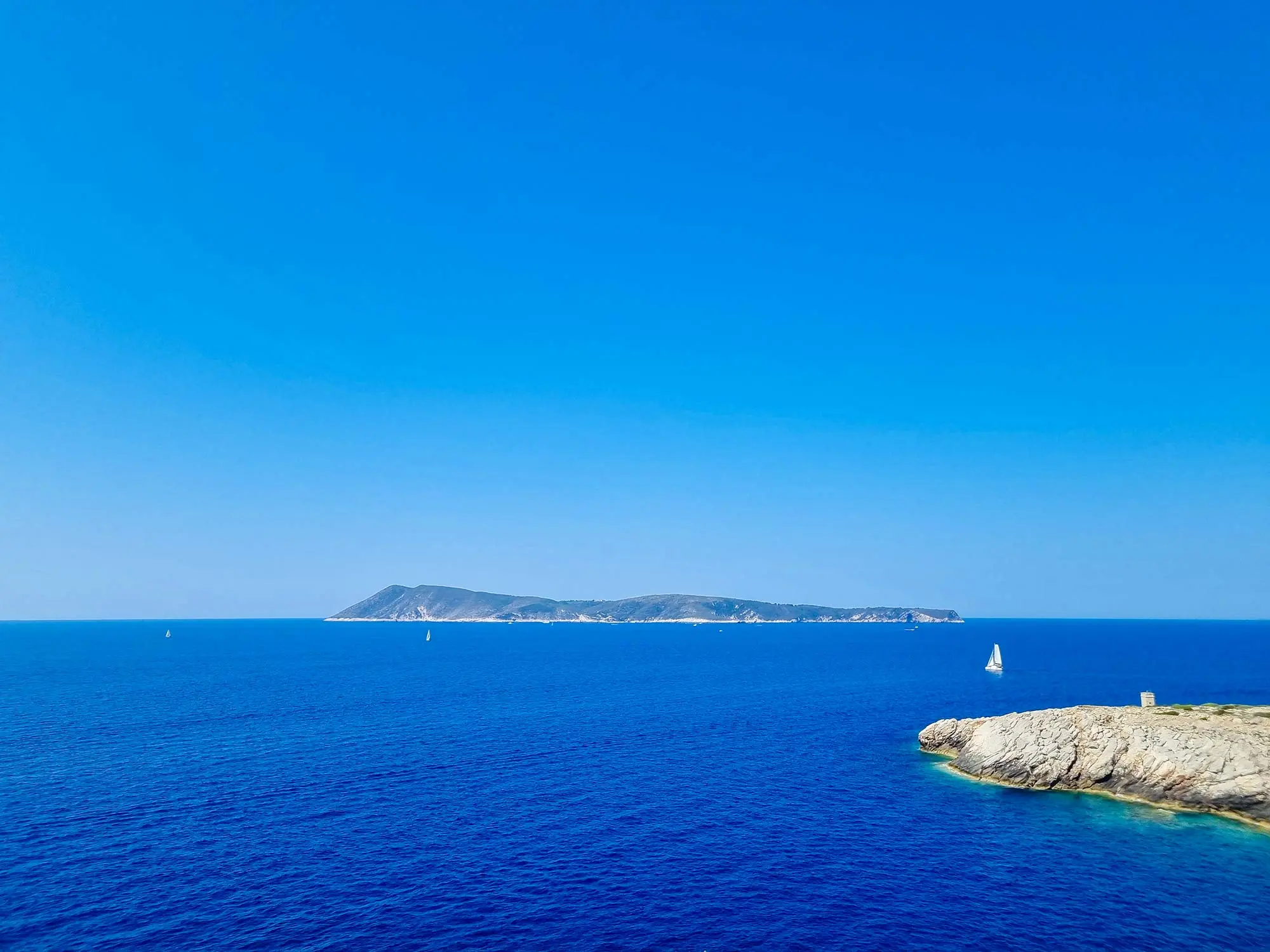 Biševo, Modra špilja, Porat plaža, Medvedina špilja, izlet iz Komiže, Komiža brod, otok Vis, sredozemna medvjedica, Eleonorin sokol, tuna steak Porat, Centar za posjetitelje Modra špilja, izlet na Biševo, Modra špilja biševo cijena, Modra špilja wikipedia, Biševo, Blue Cave, Porat beach, Bear's Cave, excursion from Komiža, Komiža boat, island of Vis, Mediterranean monk seal, Eleonora's Falcon, tuna steak Porat, Blue Cave Visitor Center, excursion to Biševo, Blue Cave biševo price, Blue Cave wikipedia,