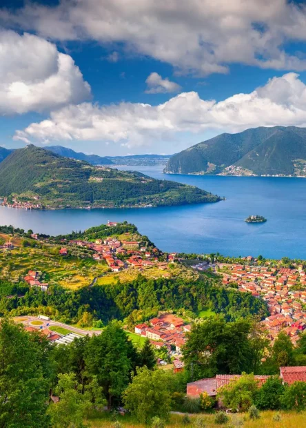 jezero Iseo, Lago d’Iseo, Monte Isola, talijanska jezera, neotkrivena mjesta u Italiji, putovanje Italija, Lombardija jezera, autentična Italija, jezera bez gužve, prirodne ljepote Italije, Iseo, Lombardija, jezero Iseo, Bergamo, Brescia, Monte Isola, otok Monte Isola, najveći naseljeni jezerski otok u Europi, najveći jezerski otok, Iseo, Lovere, Sarnico, Marone, Sulzano, Franciacorta, Torbiere del Sebino, močvara Sebino, Lake Iseo, Lago d’Iseo, Monte Isola, Italian lakes, undiscovered places in Italy, travel Italy, Lombardy lakes, authentic Italy, uncrowded lakes, natural beauty of Italy, Iseo, Lombardy, Lake Iseo, Bergamo, Brescia, Monte Isola, Monte Isola island, largest inhabited lake island in Europe, largest lake island, Iseo, Lovere, Sarnico, Marone, Sulzano, Franciacorta, Torbiere del Sebino, Sebino marsh, Sebino wetland,