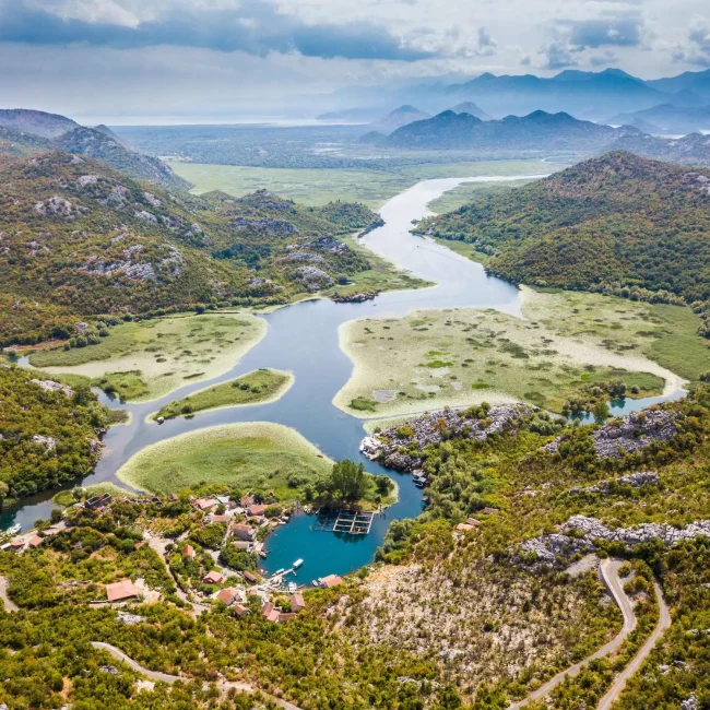 Cetinje, Skadarsko jezero, Virpazar, Karuč, Petar Prvi Petrović Njegoš, Karučko oko, parabrod Skenderbeg,Karuč, Skadarsko jezero, Crna Gora, ribarsko selo, Karučko oko, kula Petra Prvog, Cetinje, Virpazar, autentična sela, prirodne ljepote Crne Gore, skadarsko jezero skriveni dragulj Cetinje, Lake Skadar, Virpazar, Karuč, Peter Petrović Njegoš, Karučko oko, steamboat Skenderbeg, Karuč, Skadarsko lake, Montenegro, fishing village, Karučko oko, tower of Peter the First, Cetinje, Virpazar, authentic villages, natural beauty of Montenegro, Skadar lake a hidden gem