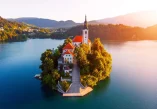 Crkva Marijina Uznesenja, Crkva Marijina Uznesenja Bled, Bled crkva,Bled otok, crkva na otoku Bled, Žiga Lamberg, Mihael Kuš, Paul Rottemburger, Crkva Marijina Uznesenja na Blejskom otoku, Crkva na Blejskom otoku, Church of the Assumption of Mary, Church of the Assumption of Mary Bled, Bled church, Bled island, church on the island of Bled, Žiga Lamberg, Mihael Kuš, Paul Rottemburger, Church of the Assumption of Mary on Bled Island, Church on Bled Island,