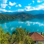 Konjic, Mostar, Jablanica, Jablaničko jezero, Čvrsnica, Prenj, Jablaničko jezero aktivnosti, Jablaničko jezero kupanje, Jablaničko jezero sup, Jablaničko jezero kupališta, Memorijalni most na Neretvi, restoran Begović,  Konjic, Mostar, Jablanica, Jablanica Lake, Čvrsnica, Prenj, Jablanica Lake activities, Jablanica Lake swimming, Jablanica Lake vulture, Jablanica Lake swimming areas, Memorial Bridge on the Neretva, Begović restaurant,