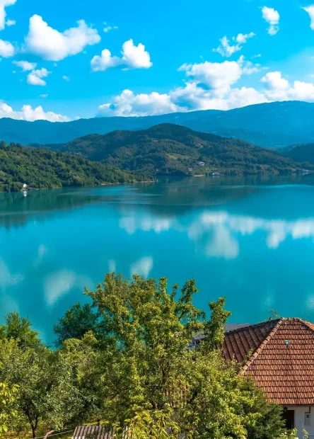 Konjic, Mostar, Jablanica, Jablaničko jezero, Čvrsnica, Prenj, Jablaničko jezero aktivnosti, Jablaničko jezero kupanje, Jablaničko jezero sup, Jablaničko jezero kupališta, Memorijalni most na Neretvi, restoran Begović,  Konjic, Mostar, Jablanica, Jablanica Lake, Čvrsnica, Prenj, Jablanica Lake activities, Jablanica Lake swimming, Jablanica Lake vulture, Jablanica Lake swimming areas, Memorial Bridge on the Neretva, Begović restaurant,