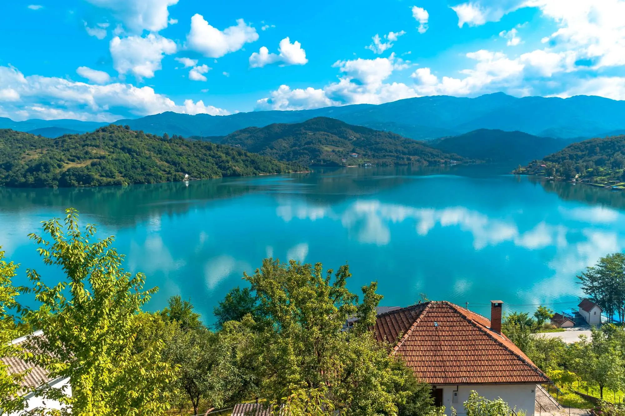 Konjic, Mostar, Jablanica, Jablaničko jezero, Čvrsnica, Prenj, Jablaničko jezero aktivnosti, Jablaničko jezero kupanje, Jablaničko jezero sup, Jablaničko jezero kupališta, Memorijalni most na Neretvi, restoran Begović,  Konjic, Mostar, Jablanica, Jablanica Lake, Čvrsnica, Prenj, Jablanica Lake activities, Jablanica Lake swimming, Jablanica Lake vulture, Jablanica Lake swimming areas, Memorial Bridge on the Neretva, Begović restaurant,