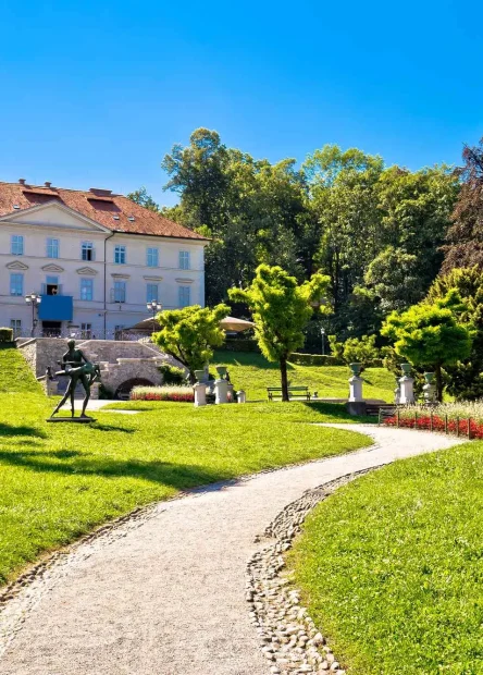 Ljubljana, park Tivoli, Tivoli park, dvorac Tivoli, Tivoli dvorac, park i dvorac Tivoli, Tivolski dvorac, Jean Blanchard, park Ljubljana, Jožeta Plečnika, Jakopičevo šetalište, Međunardoni centar za grafičku umjetnost, Ljubljana, Tivoli Park, Tivoli Park, Tivoli Castle, Tivoli Castle, Tivoli Park and Castle, Tivoli Castle, Jean Blanchard, Ljubljana Park, Jože Plečnika, Jakopičevo Promenade, International Center for Graphic Arts,