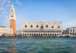 Venecija, Duždeva palača, Mletačka Republika, Giacomo Casanova, Most uzdaha, Ponte dei Sospiri,Dvorana Velikog vijeća, Venice, Doge's Palace, Venetian Republic, Giacomo Casanova, Bridge of Sighs, Ponte dei Sospiri, Hall of the Grand Council,