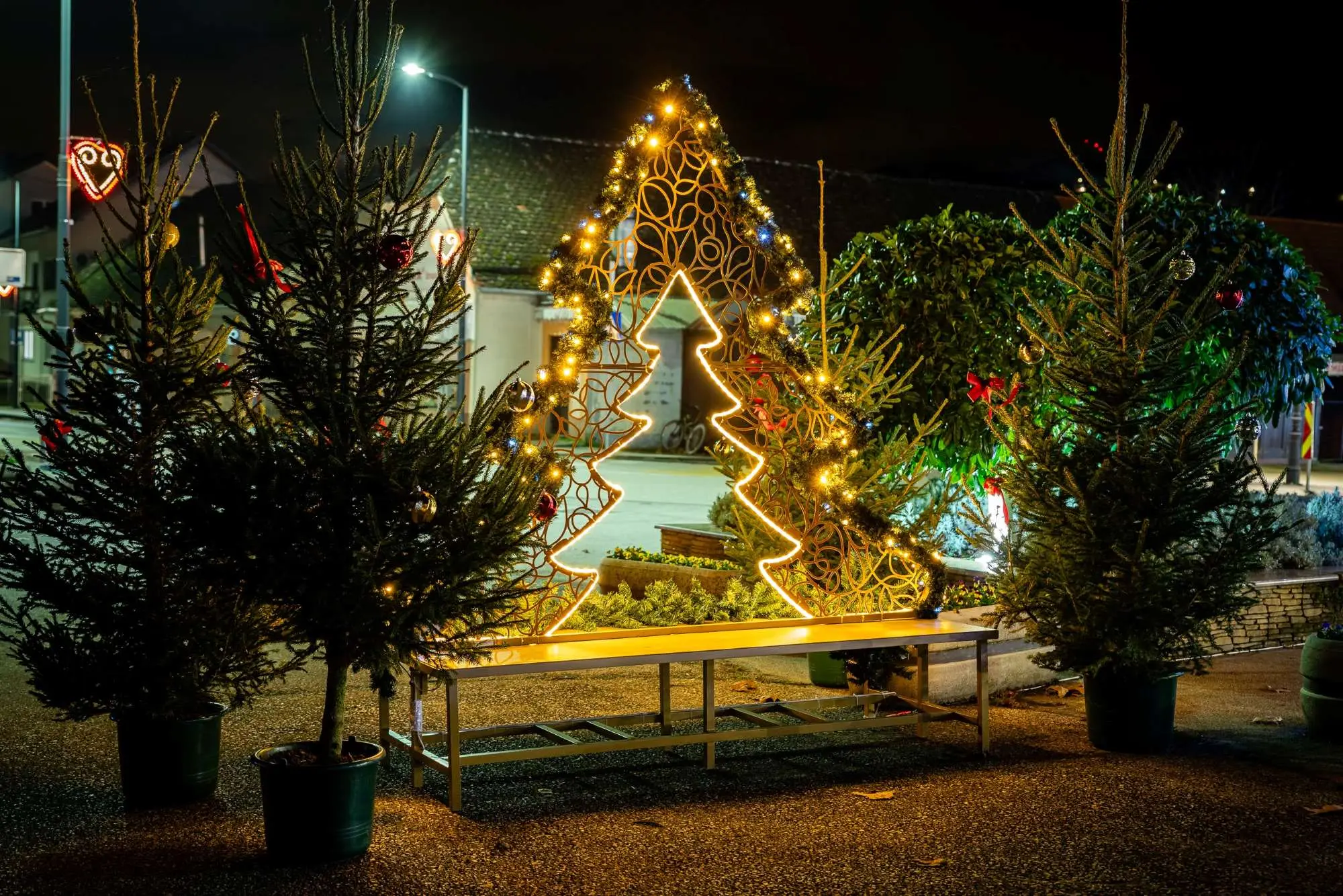 Advent u Mariji Bistrici, Marija Bistrica, nova godina u podne Marija bistrica, Bistrička ledena bajka, bazilika Majke Božje Bistričke, advent u mariji bistrici 2025, marija bistrica, adventski program, bistrička ledena bajka, adventski koncerti, dječji vikend, vikend duhovne glazbe, vikend svjetla, vikend bistričkih običaja, doček nove godine u podne, Advent in Marija Bistrica, Marija Bistrica, New Year at noon Marija Bistrica, Bistrica Ice Fairy Tale, Basilica of Our Lady of Bistrica, Advent in Marija Bistrica 2025, Marija Bistrica, Advent program, Bistrica Ice Fairy Tale, Advent concerts, children's weekend, spiritual music weekend, lights weekend, Bistrica customs weekend, New Year's Eve at noon,