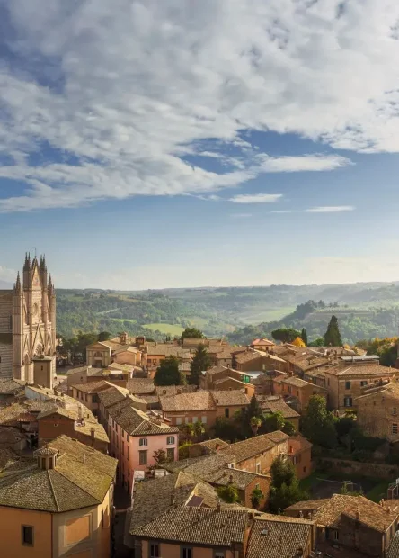 Umbrija,Lazia, Orvieto, Velzna, Urbs Vetus, papa Urban IV. Katedrala Orvieto, Duomo di Orvieto, Sikstinska kapela, Luce Signorelli, Podzemni Orvieto, Pozzo di San Patrizio, Palazzo del Popolo, Orvieto Classico vino, bunar Sv. Patrika, Umbria, Lazio, Orvieto, Velzna, Urbs Vetus, Pope Urban IV. Orvieto Cathedral, Duomo di Orvieto, Sistine Chapel, Luce Signorelli, Underground Orvieto, Pozzo di San Patrizio, Palazzo del Popolo, Orvieto Classico wine, Orvieto Cathedral, well of St. Patrick,