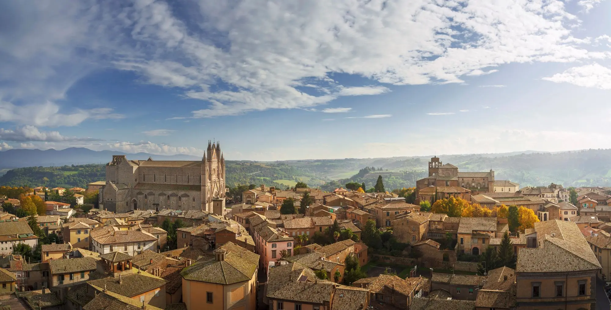 Umbrija,Lazia, Orvieto, Velzna, Urbs Vetus, papa Urban IV. Katedrala Orvieto, Duomo di Orvieto, Sikstinska kapela, Luce Signorelli, Podzemni Orvieto, Pozzo di San Patrizio, Palazzo del Popolo, Orvieto Classico vino, bunar Sv. Patrika, Umbria, Lazio, Orvieto, Velzna, Urbs Vetus, Pope Urban IV. Orvieto Cathedral, Duomo di Orvieto, Sistine Chapel, Luce Signorelli, Underground Orvieto, Pozzo di San Patrizio, Palazzo del Popolo, Orvieto Classico wine, Orvieto Cathedral, well of St. Patrick,