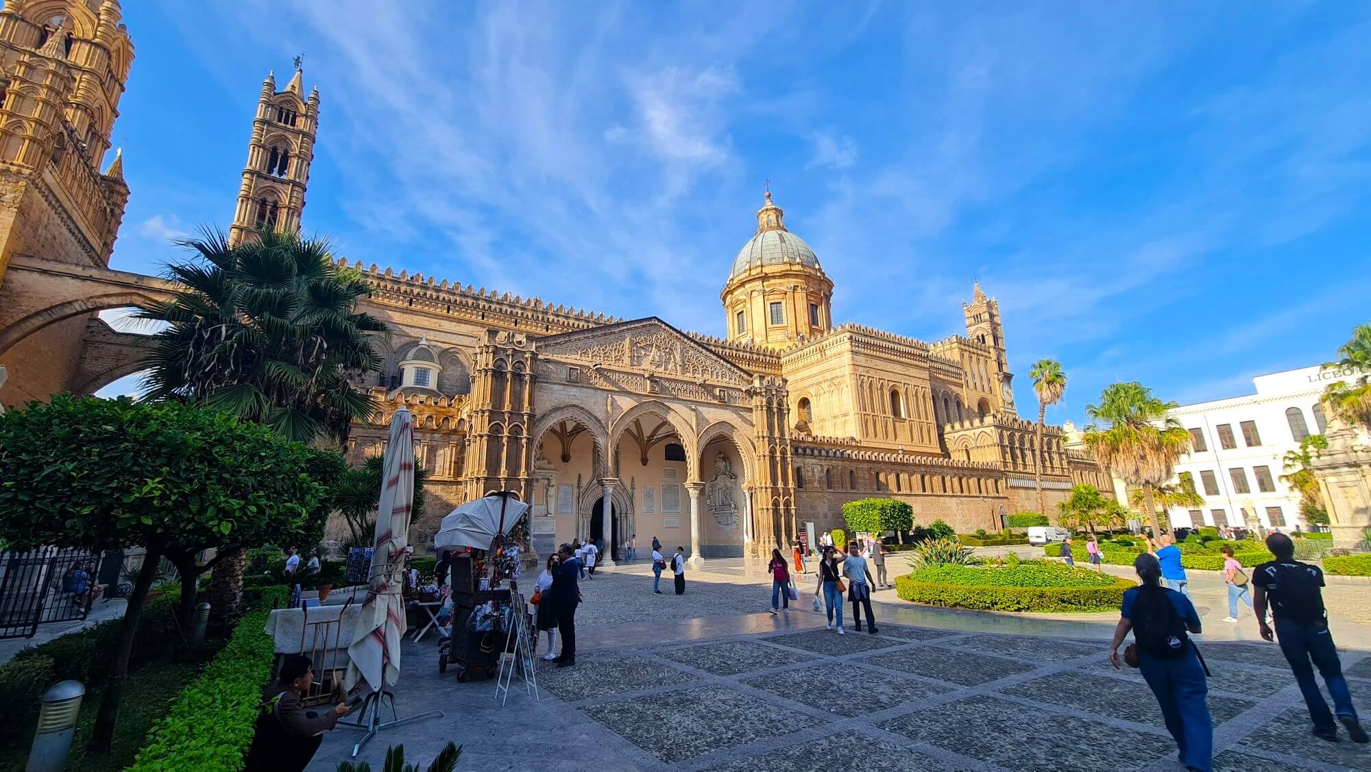 Sicily,Palermo, largest city in Italy, Palermo cruise, Phoenicians, Vittorio Emanulle Street, Porto Nuova, Norman Palace, Piazza Bologni, King Charles V, Pretoria Fountain, fort Castello a mare, Sicilija, Palermo, najveći grad u Italiji, krstarenje Palermom, Feničani, ulica Vittorio Emanulle, Porto Nuova, Normanska palača, Piazza Bologni, kralj Charles V, fontana Pretoria, utvrda Castello a mare,