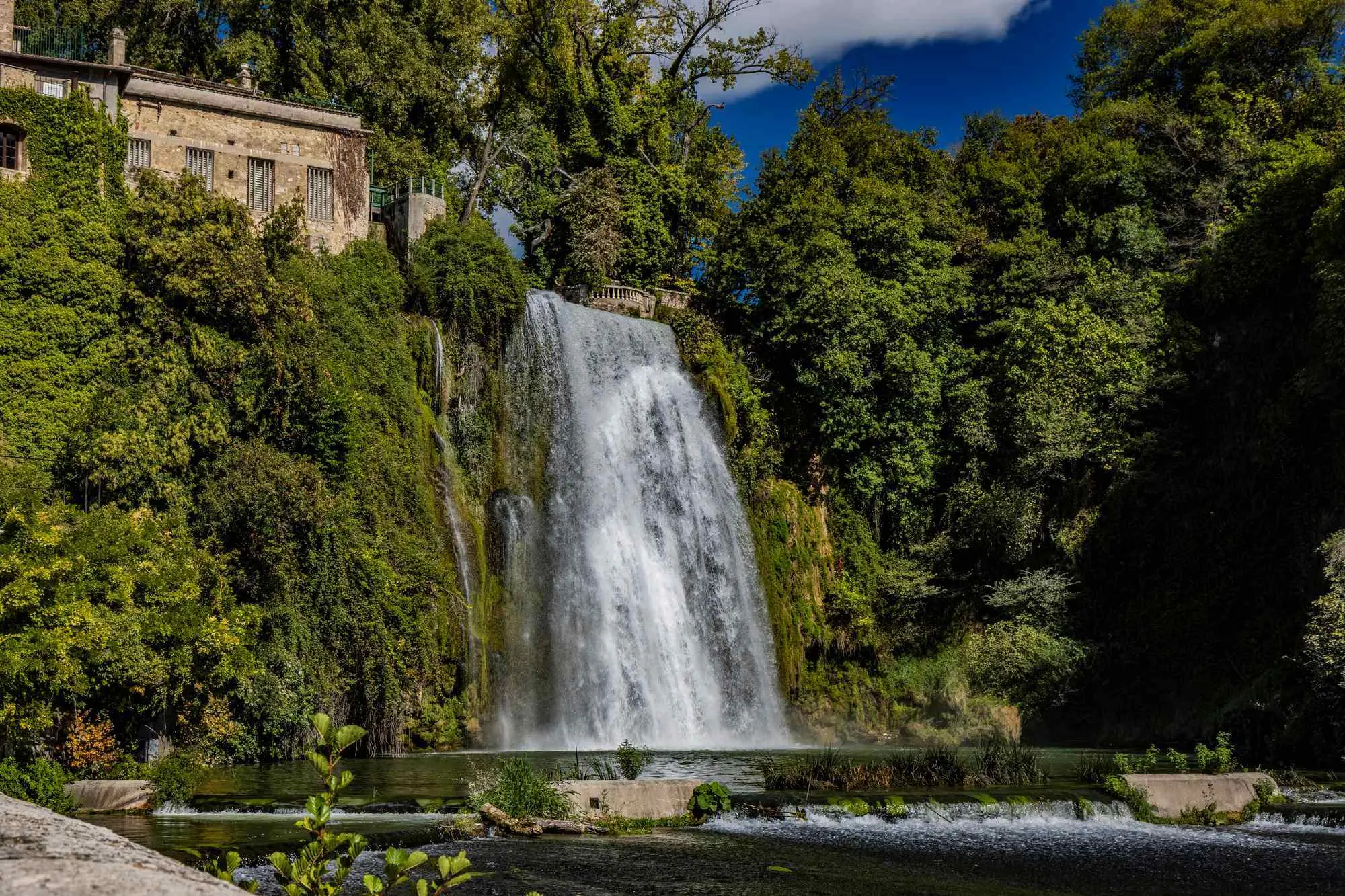 Isola del Liri, Lazio, Italija, Liri, rijeka Liri, dvorac Boncompagni Viscogliosi, Cascate Grande, vodopad Valcatoio, Cascata del Valcatoio, Veliki vodopad Isola del Liri, Isola del Liri, Lazio, Italy, Liri, Liri River, Boncompagni Viscogliosi Castle, Cascate Grande, Valcatoio Waterfall, Cascata del Valcatoio, Great Waterfall of Isola del Liri,
