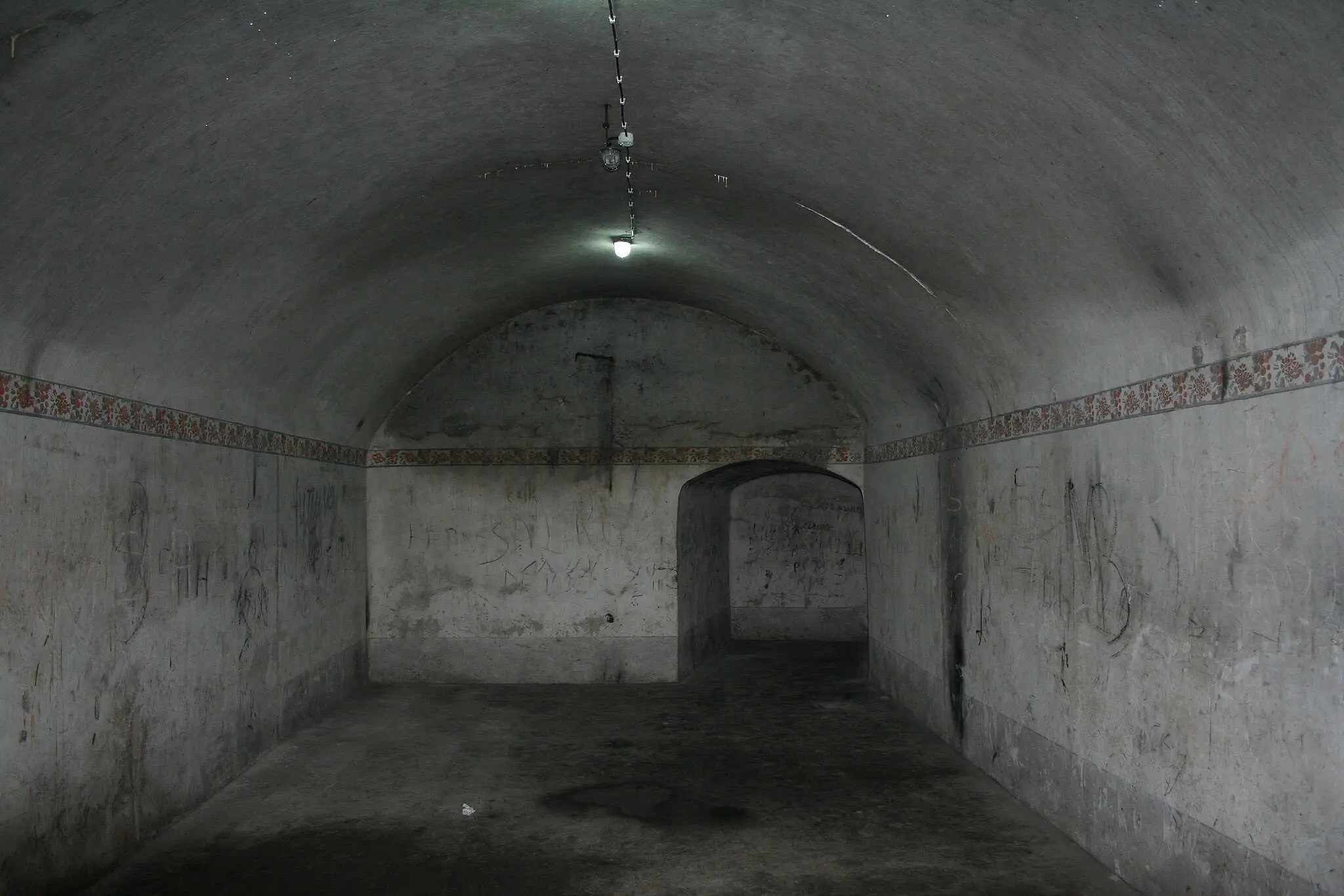 Zvornik, Mali Zvornik, rijeka Drina, tvrđava Zvornik, Kula Gradina, Careva džamija Zvornik, Podzemni grad Karađorđevića, Orlovine arheološko nalazište, arheološko nalazište Mali Zvornik, Most kralja Aleksandra I Karađorđevića, Radaljsko jezero, Radaljska banja, Zvornik, Mali Zvornik, Drina River, Zvornik Fortress, Gradina Tower, Tsar's Mosque Zvornik, Underground City of Karađorđević, Orlovine Archaeological Site, Mali Zvornik Archaeological Site, Bridge of King Aleksandar I Karađorđević, Radalj Lake, Radalj Spa,