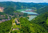 Zvornik, Mali Zvornik, rijeka Drina, tvrđava Zvornik, Kula Gradina, Careva džamija Zvornik, Podzemni grad Karađorđevića, Orlovine arheološko nalazište, arheološko nalazište Mali Zvornik, Most kralja Aleksandra I Karađorđevića, Radaljsko jezero, Radaljska banja, Zvornik, Mali Zvornik, Drina River, Zvornik Fortress, Gradina Tower, Tsar's Mosque Zvornik, Underground City of Karađorđević, Orlovine Archaeological Site, Mali Zvornik Archaeological Site, Bridge of King Aleksandar I Karađorđević, Radalj Lake, Radalj Spa,
