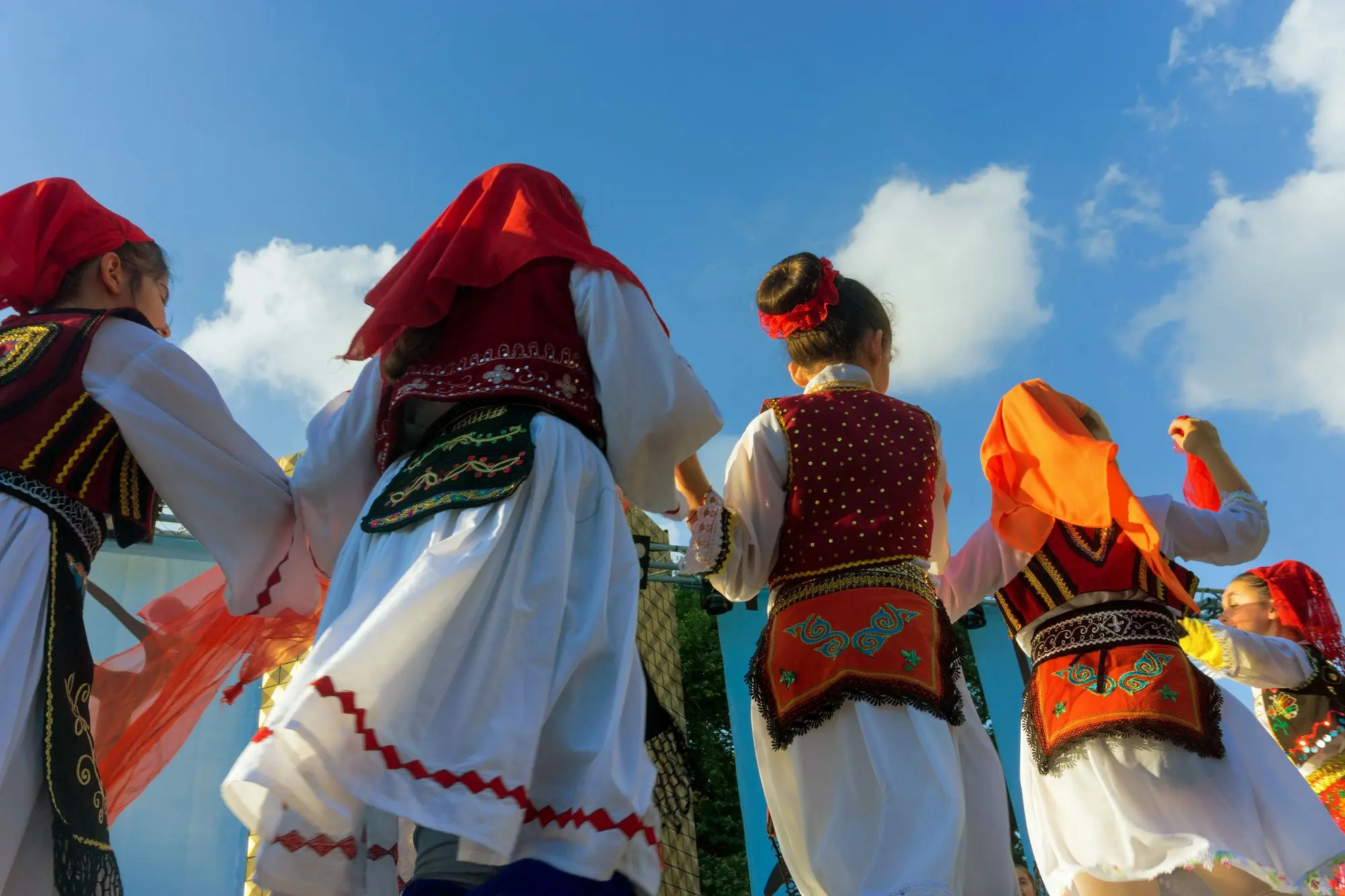 Valle e Devollit, Valle e Tropojës, Valle Çame, Valle, Osman Taka, Pogonishta, Napoloni, Kaballçe,tradicionalni plesovi Albanije, albanski narodni plesovi, albanska folklorna tradicija, kulturna baština Albanije, Valle e Devollit, Valle e Tropojës, Valle Çame, Valle, Osman Taka, Pogonishta, Napoloni, Kaballçe, traditional dances of Albania, Albanian folk dances, Albanian folklore tradition, cultural heritage of Albania