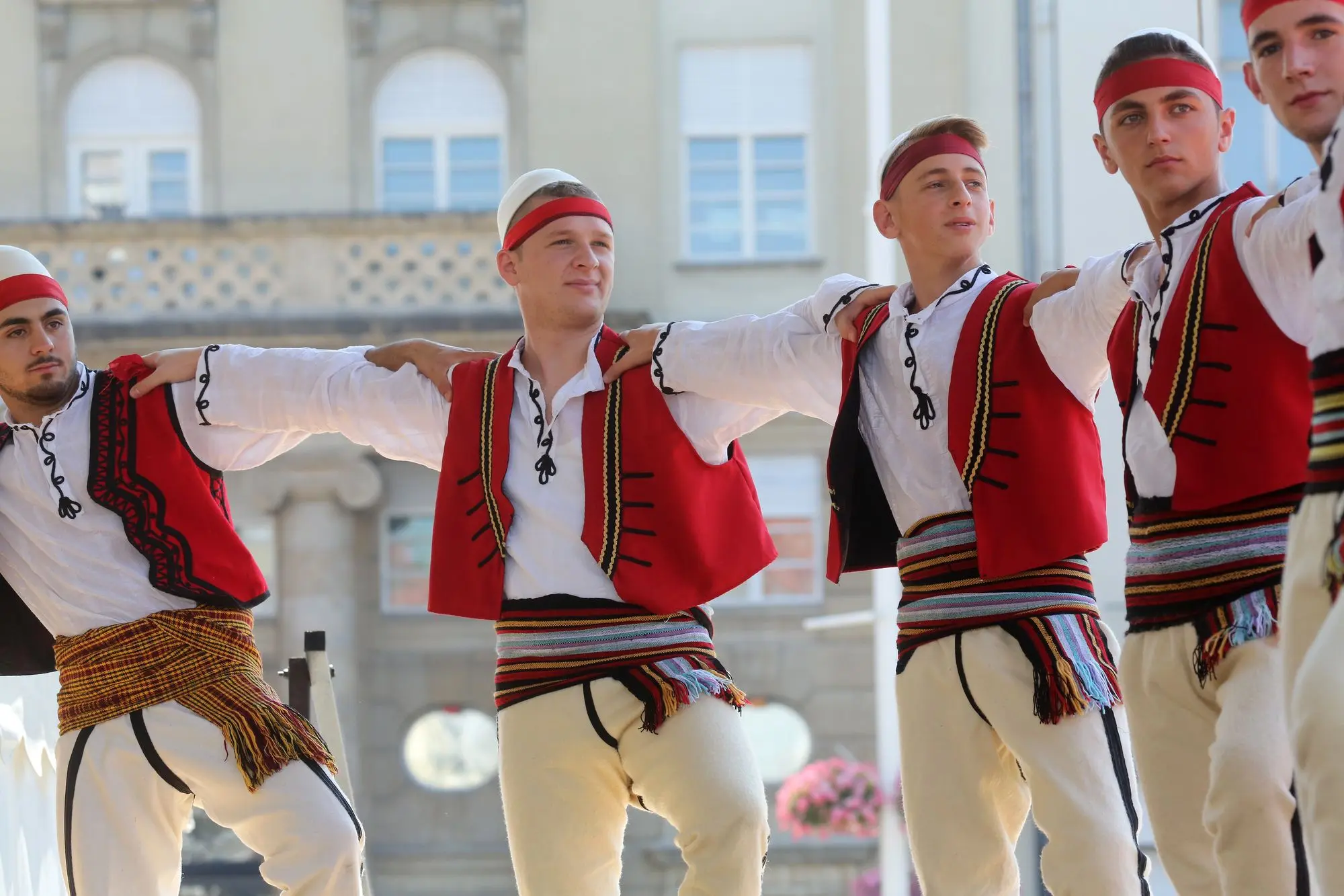 Valle e Devollit, Valle e Tropojës, Valle Çame, Valle, Osman Taka, Pogonishta, Napoloni, Kaballçe,tradicionalni plesovi Albanije, albanski narodni plesovi, albanska folklorna tradicija, kulturna baština Albanije,Valle e Devollit, Valle e Tropojës, Valle Çame, Valle, Osman Taka, Pogonishta, Napoloni, Kaballçe, traditional dances of Albania, Albanian folk dances, Albanian folklore tradition, cultural heritage of Albania