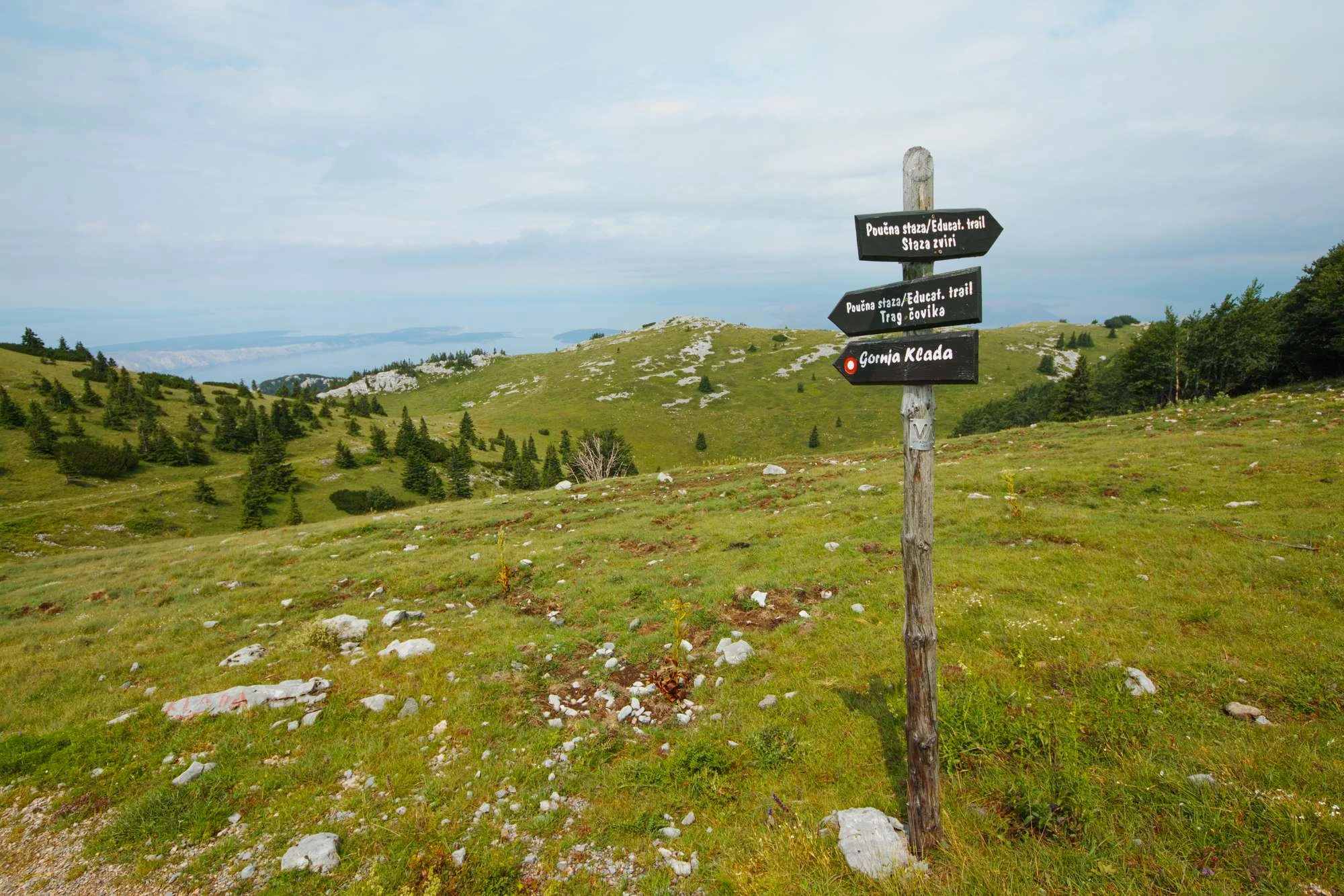 nacionalni parkovi Hrvatske, popis nacionalnih parkova, prirodne znamenitosti Hrvatske, Plitvička jezera, Krka, Paklenica, Risnjak, Sjeverni Velebit, Kornati, Mljet, Brijuni, zaštićena područja Hrvatske, Nacionalni park Plitvička jezera, Nacionalni park Krka, Nacionalni park Paklenica, Nacionalni park Sjeverni Velebit, Nacionalni park Risnjak, Nacionalni park Kornati, Nacionalni park Mljet, Nacionalni park Brijuni,national parks of Croatia, list of national parks, natural landmarks of Croatia, Plitvice Lakes, Krka, Paklenica, Risnjak, Northern Velebit, Kornati, Mljet, Brijuni, protected areas of Croatia, Plitvice Lakes National Park, Krka National Park, Paklenica National Park, Northern Velebit National Park, Risnjak National Park, Kornati National Park, Mljet National Park, Brijuni National Park