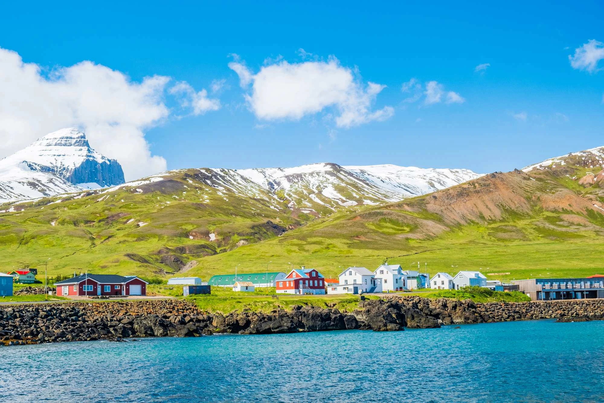 Island, zanimljive činjenice o Islandu, islandska povijest, vikinzi na Islandu, nastanak imena Island, vulkani na Islandu, geotermalna energija, islandski parlament Althing, islandska kultura i običaji, život na Islandu, populacija Islanda, islandske obiteljske veze, činjenice o Islandu, o islandu, zašto se island zove island, Iceland, interesting facts about Iceland, Icelandic history, Vikings in Iceland, origin of the name Iceland, volcanoes in Iceland, geothermal energy, Icelandic parliament Althing, Icelandic culture and traditions, life in Iceland, population of Iceland, Icelandic family ties, facts about Iceland, about Iceland, why Iceland is called Iceland