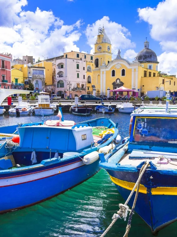 Palace Avalos, Abbey of St. Michael the Archangel, Marina Grande, Marina Corricella, Marina Chiaiolella, Chiaiolella, Chiaia, Pozzo Vecchio, Vivara, Monastery of Santa Margherita Nuova, Procida, Bay of Naples, Italian islands, Campania, Terra Murata, Marina Corricella, Marina Grande, Marina Chiaiolella, Pozzo Vecchio, Vivara island, volcanic island, Procida beaches, travel to Italy, authentic Italy, quiet destinations, Palača Avalos, Opatija Svetog Mihaela Arkanđela, Marina Grande, Marina Corricella, Marina Chiaiolella, Chiaiolella, Chiaia, Pozzo Vecchio, Vivara, Samostan Santa Margherita Nuova, Procida, Napuljski zaljev, Talijanski otoci, Campania, Terra Murata, Marina Corricella, Marina Grande, Marina Chiaiolella, Pozzo Vecchio, Vivara otok, vulkanski otok, plaže Procide, putovanje u Italiju, autentična Italija, mirna odredišta