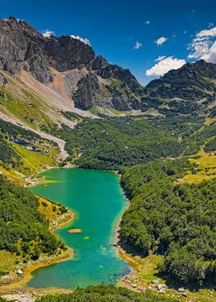 Škrčko jezero, Škrčka jezera, Durmitor, planinske oči Durmitora, ledenjačka jezera, Nacionalni park Durmitor, Crna Gora, Bobotov kuk, Veliko Škrčko jezero, Malo Škrčko jezero, Škrčko Lake, Škrčko Lakes, Durmitor, mountain lakes of Durmitor, glacial lakes, Durmitor National Park, Montenegro, Bobotov Kuk, Large Škrčko Lake, Small Škrčko Lake