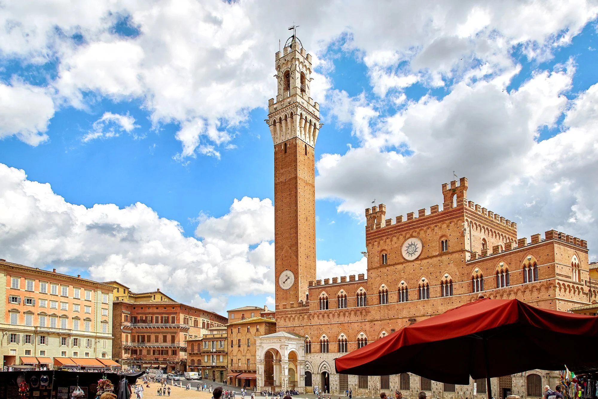 Siena, Italija, Toskana, što vidjeti u Sieni, Piazza del Campo, Palio, katedrala u Sieni, povijest Siene, Firenca, Medici, srednjovjekovni grad, znamenitosti Siene, putovanje Italija, vodič Siena, Siena, Italy, Tuscany, things to do in Siena, Piazza del Campo, Palio, Siena Cathedral, history of Siena, Florence, Medici family, medieval city, Siena attractions, travel Italy, Siena guide